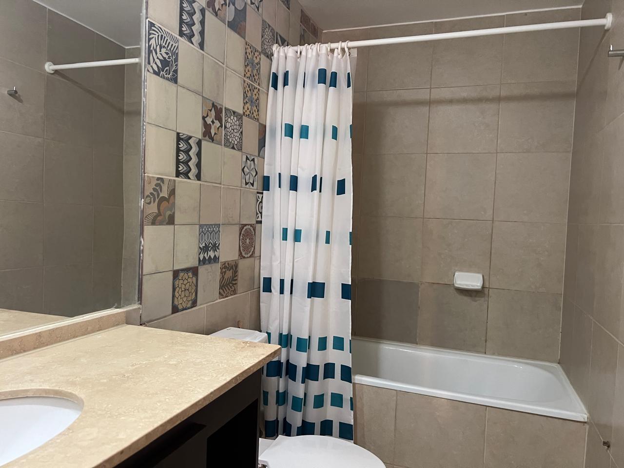 CONDOMINIO PARQUE ALAMEDA.-