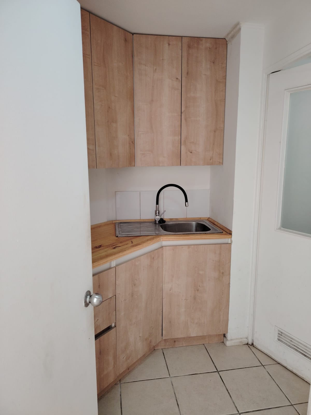 EXCELENTE DEPTO. COND. TRES PUNTAS