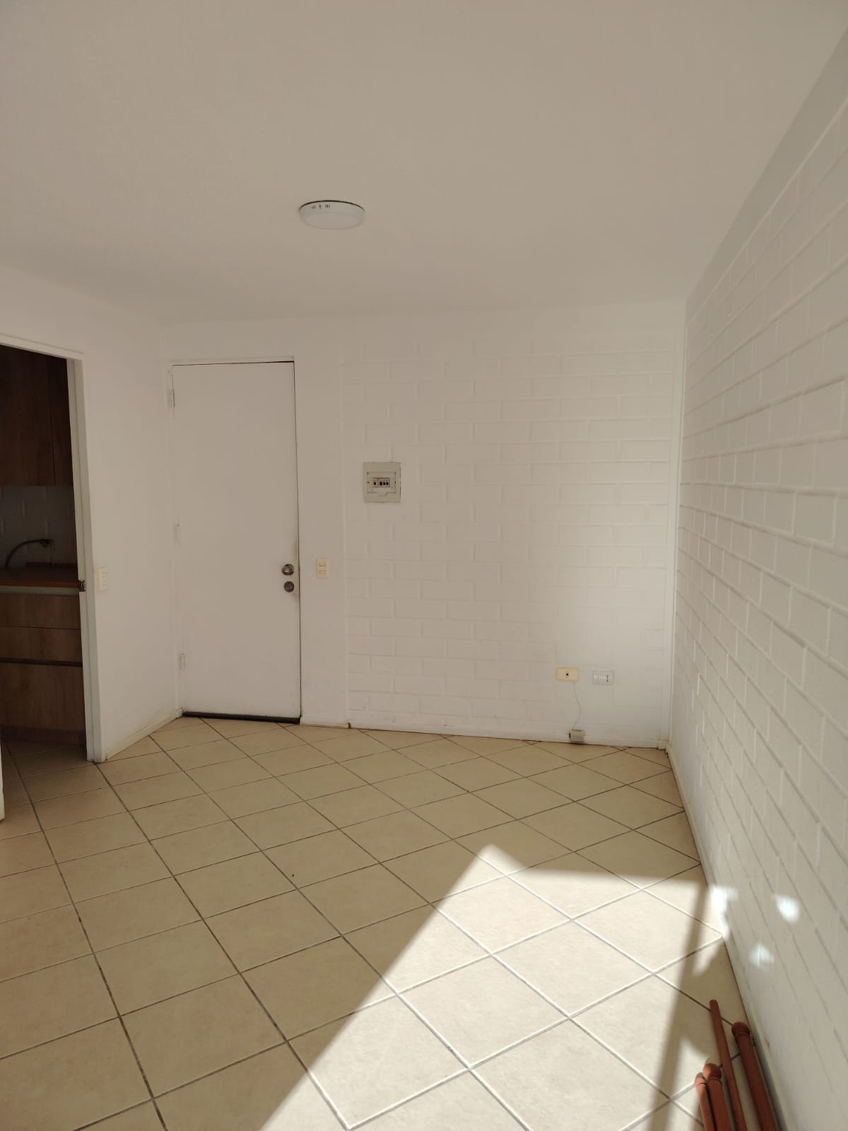 EXCELENTE DEPTO. COND. TRES PUNTAS