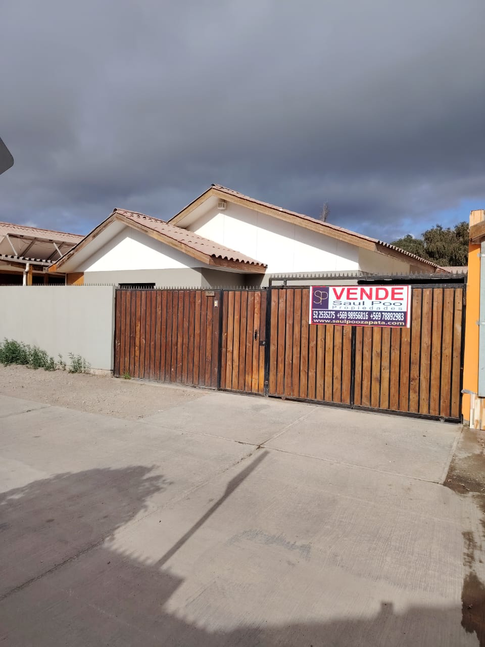 VILLA LOS FLAMENCOS - CALLE RAFAEL ZORRAINDO.-