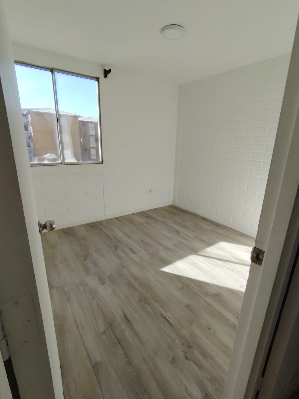 EXCELENTE DEPTO. COND. TRES PUNTAS