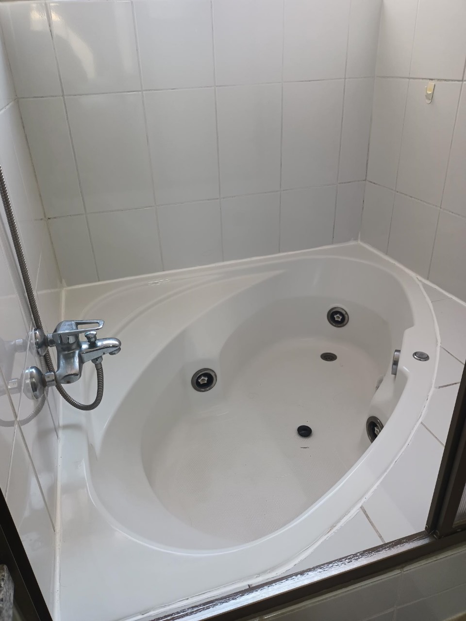 EXCELENTE PARCELA - VALLE FERTIL - A 5 MIN DE CARRETERA.-1/2 Ha.