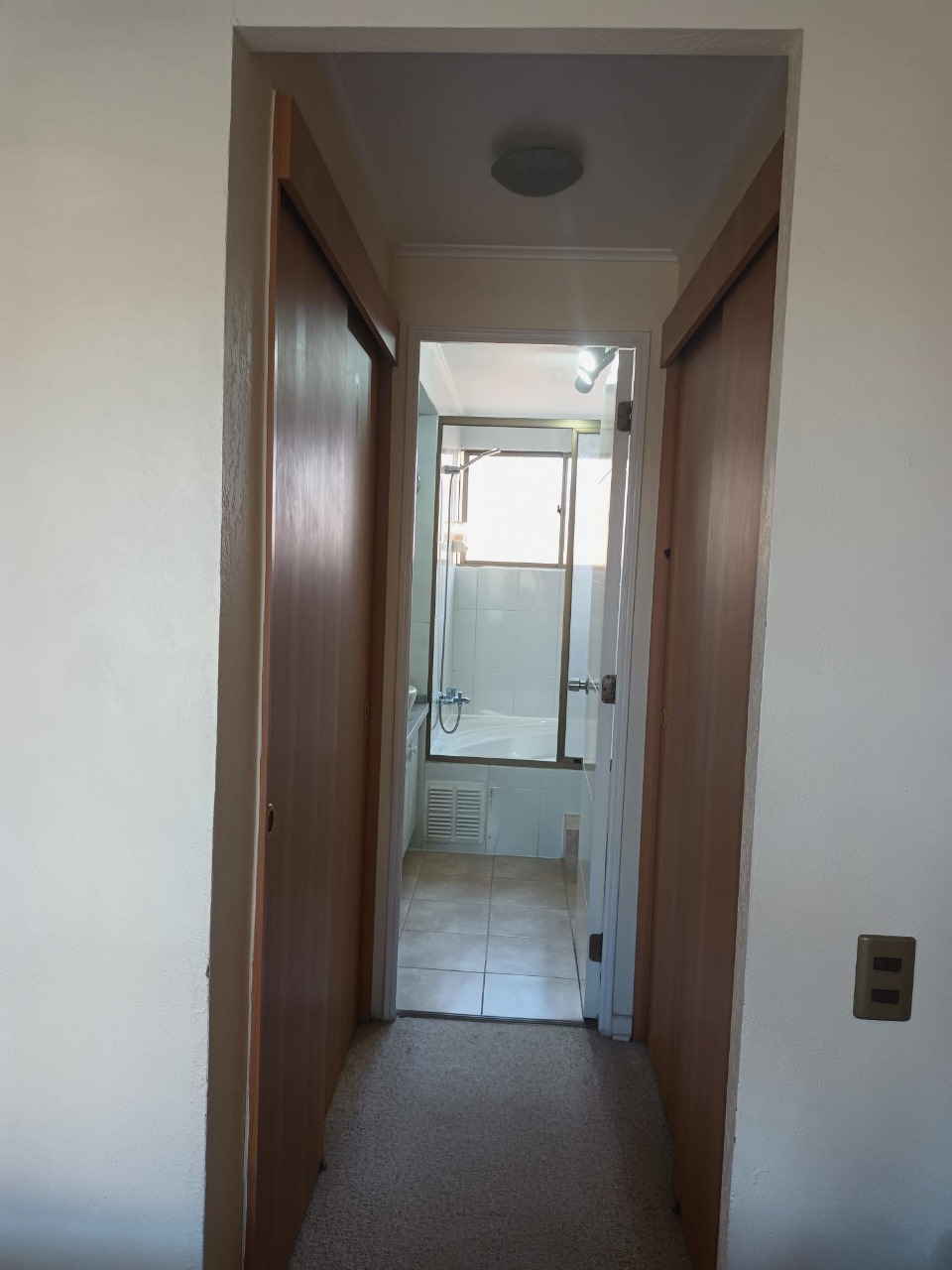 EXCELENTE PARCELA - VALLE FERTIL - A 5 MIN DE CARRETERA.-1/2 Ha.