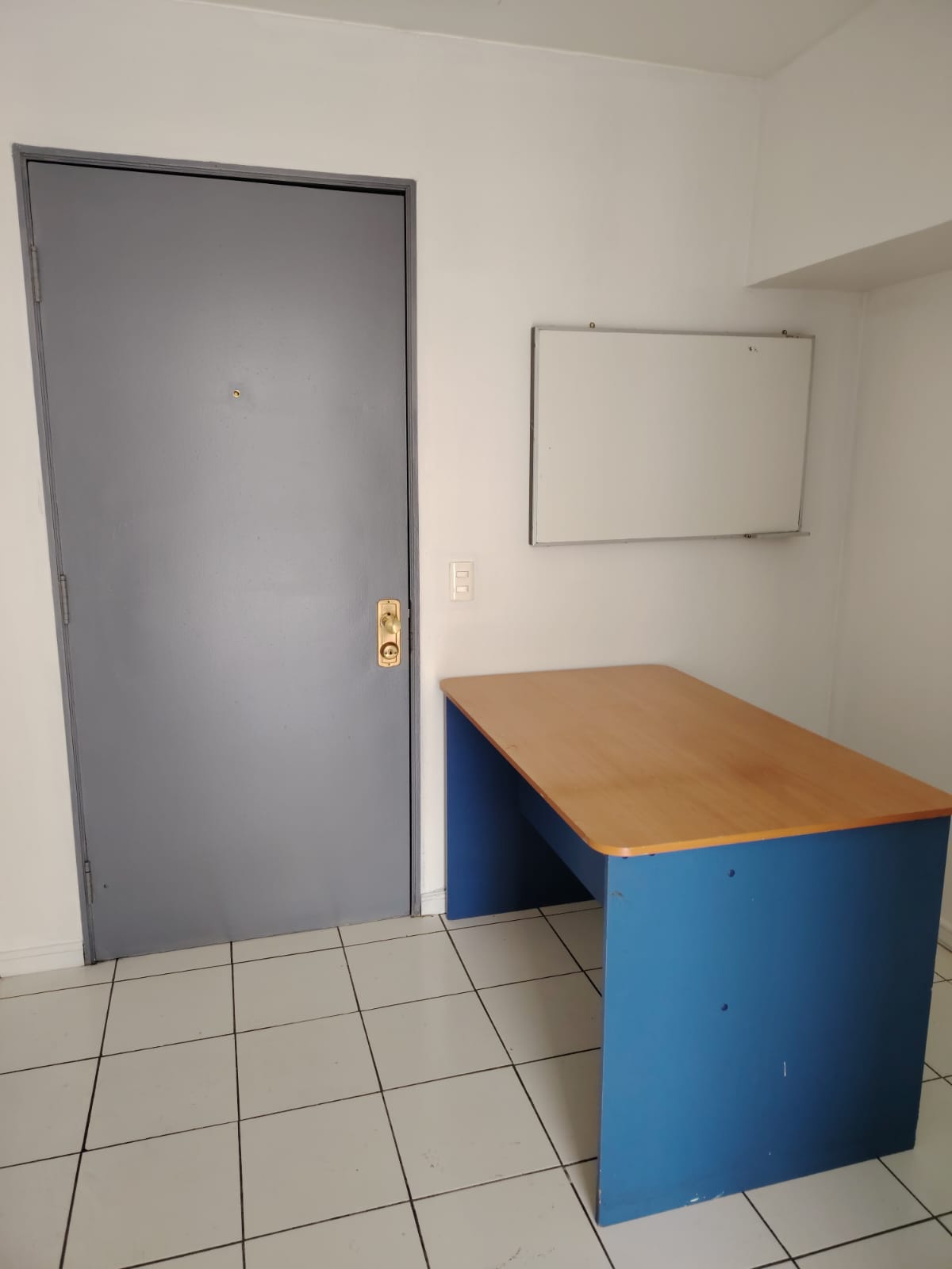 PLENO CENTRO - OFICINA - EDIFICIO VALLE COPIAPO.-