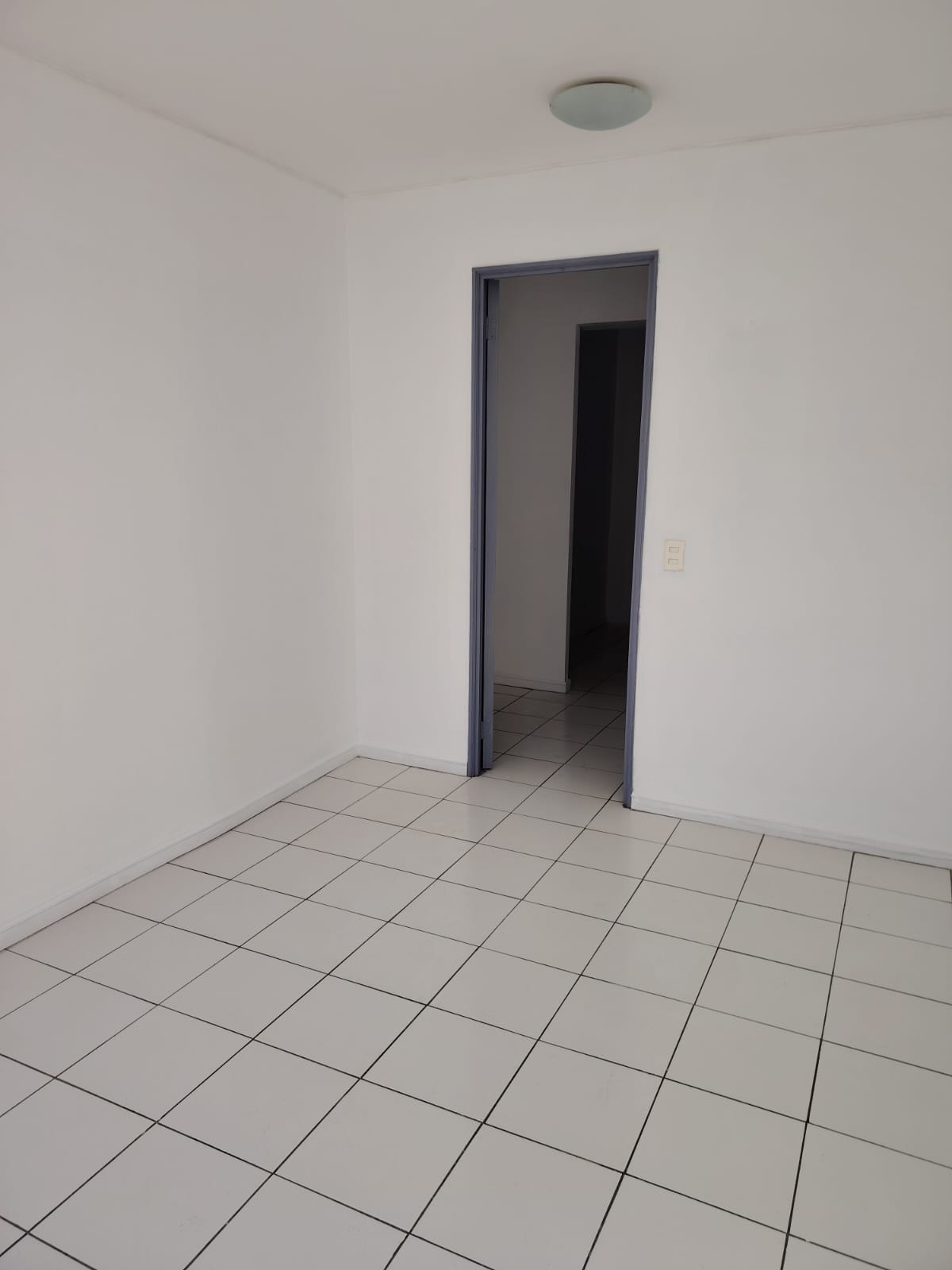 PLENO CENTRO - OFICINA - EDIFICIO VALLE COPIAPO.-