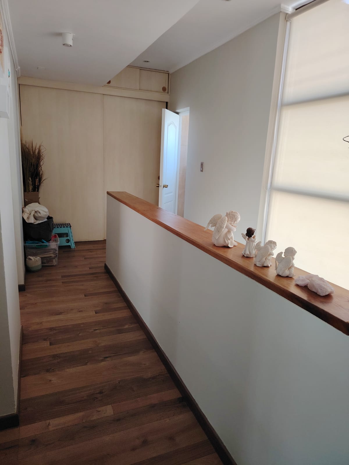 VILLA EL PINAR - EXCLUSIVA CASA.-