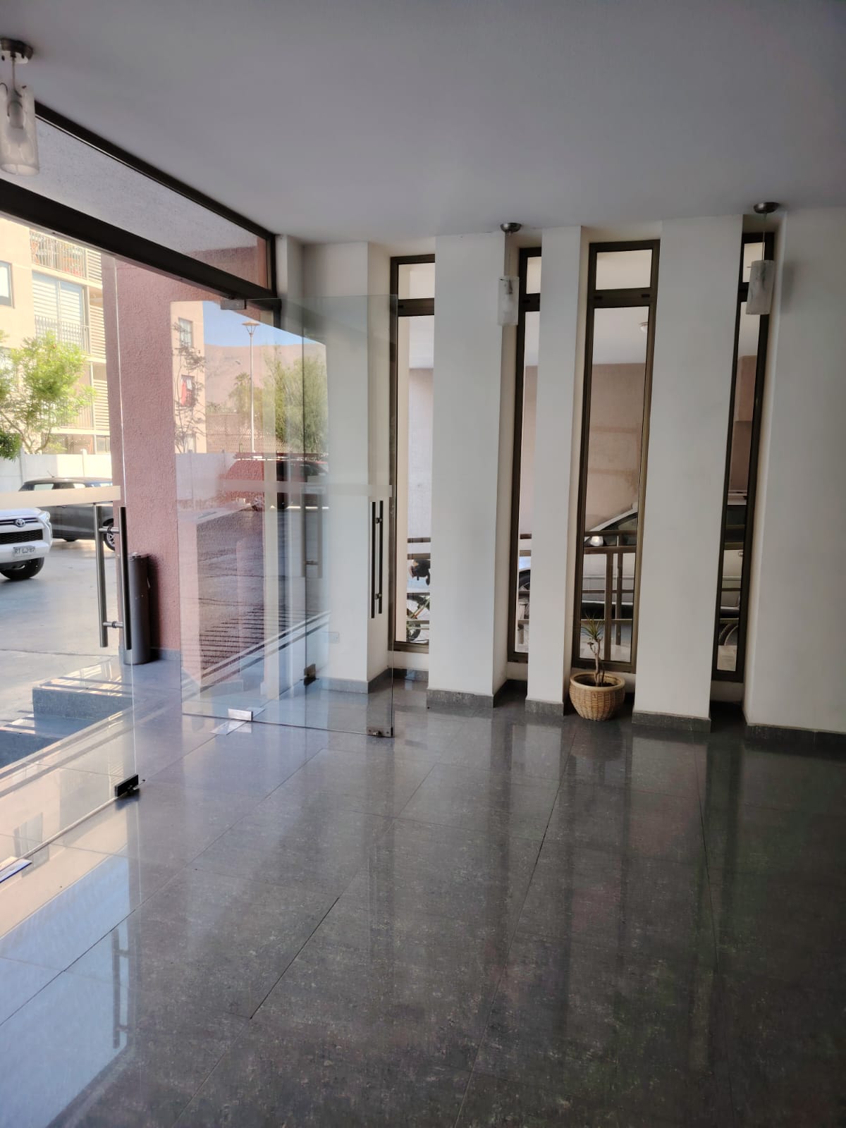 ARRIENDO DEPTO. AMOBLADO - EDIFICIO MATTA -