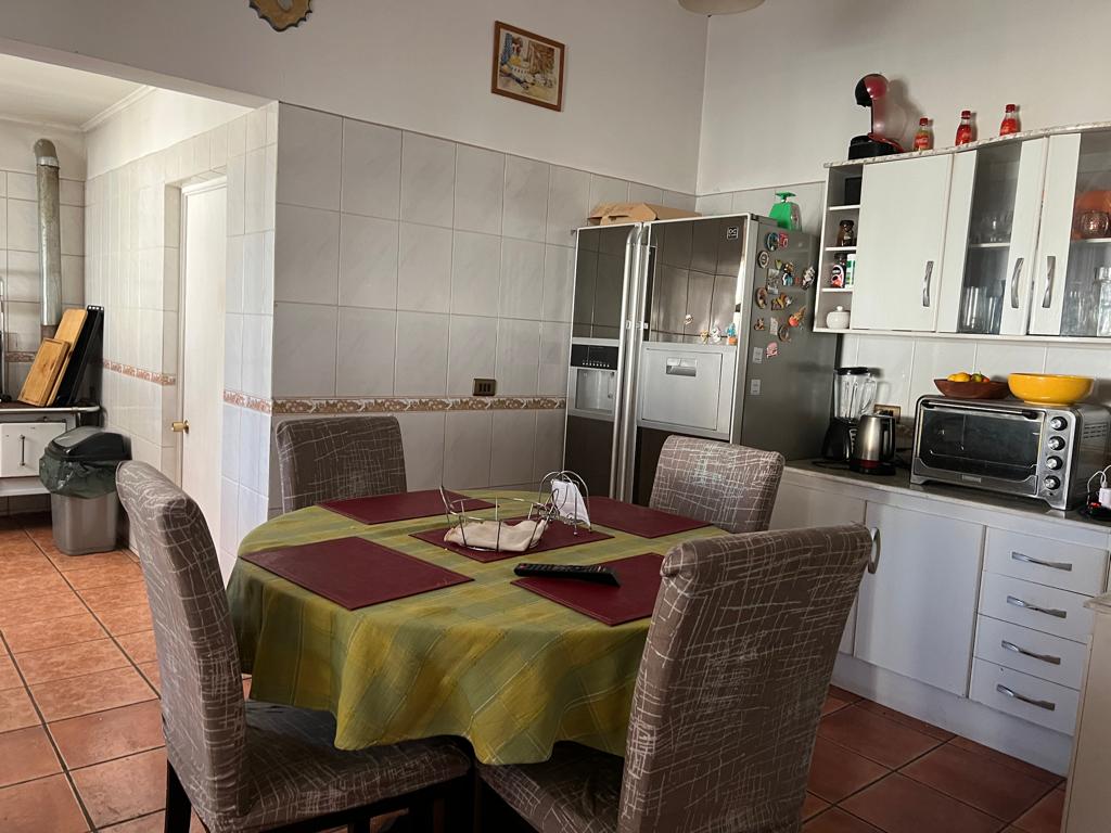 GRAN CASA HUESPEDES O EMPRESAS.-