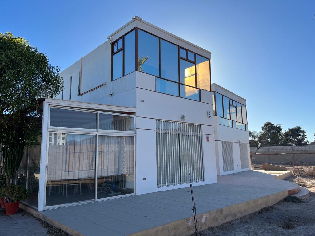 GRAN CASA HUESPEDES O EMPRESAS.-