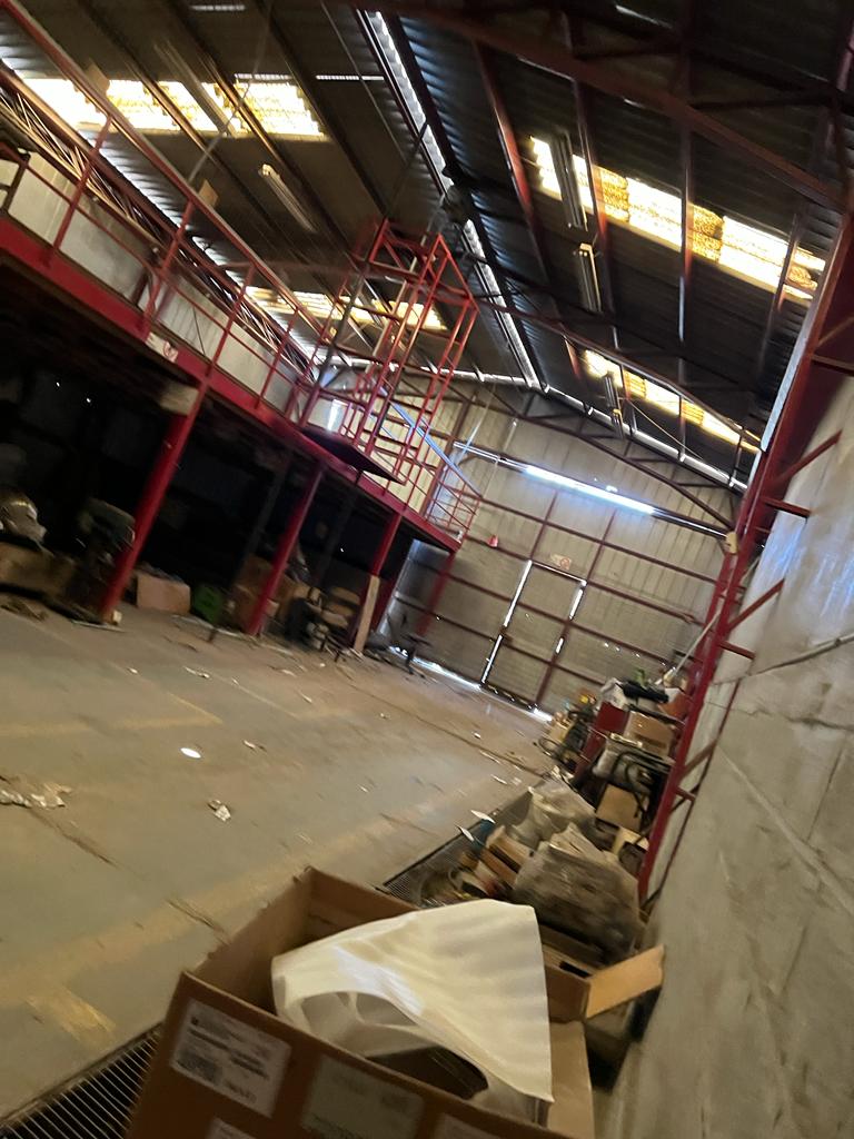 GRAN GALPON INDUSTRIAL- EX DETROIT