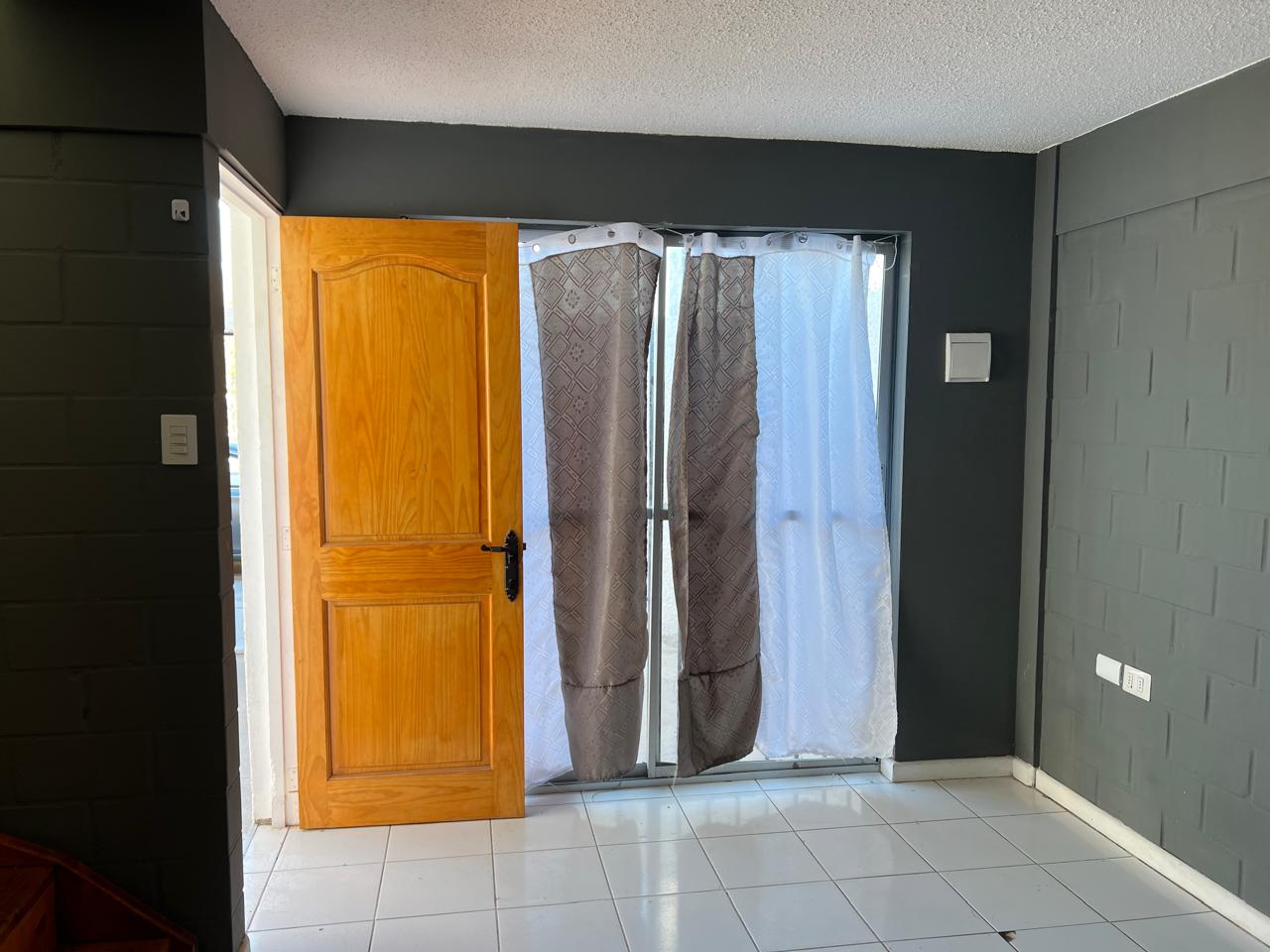 CASA LLANOS DE OLLANTAY.-