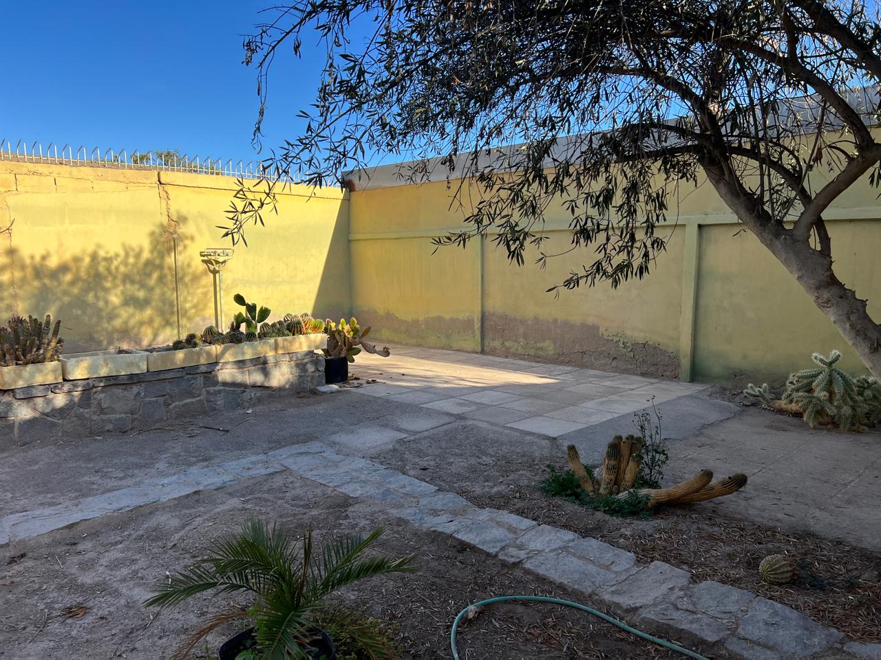 CASA SECTOR RESIDENCIAL.-