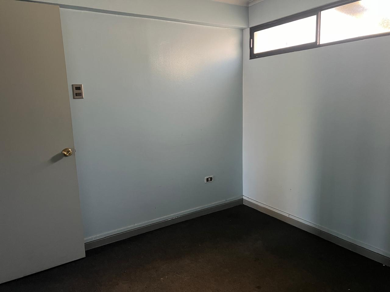 CENTRAL OFICINA CON PRIVADOS PARA EMPRESAS