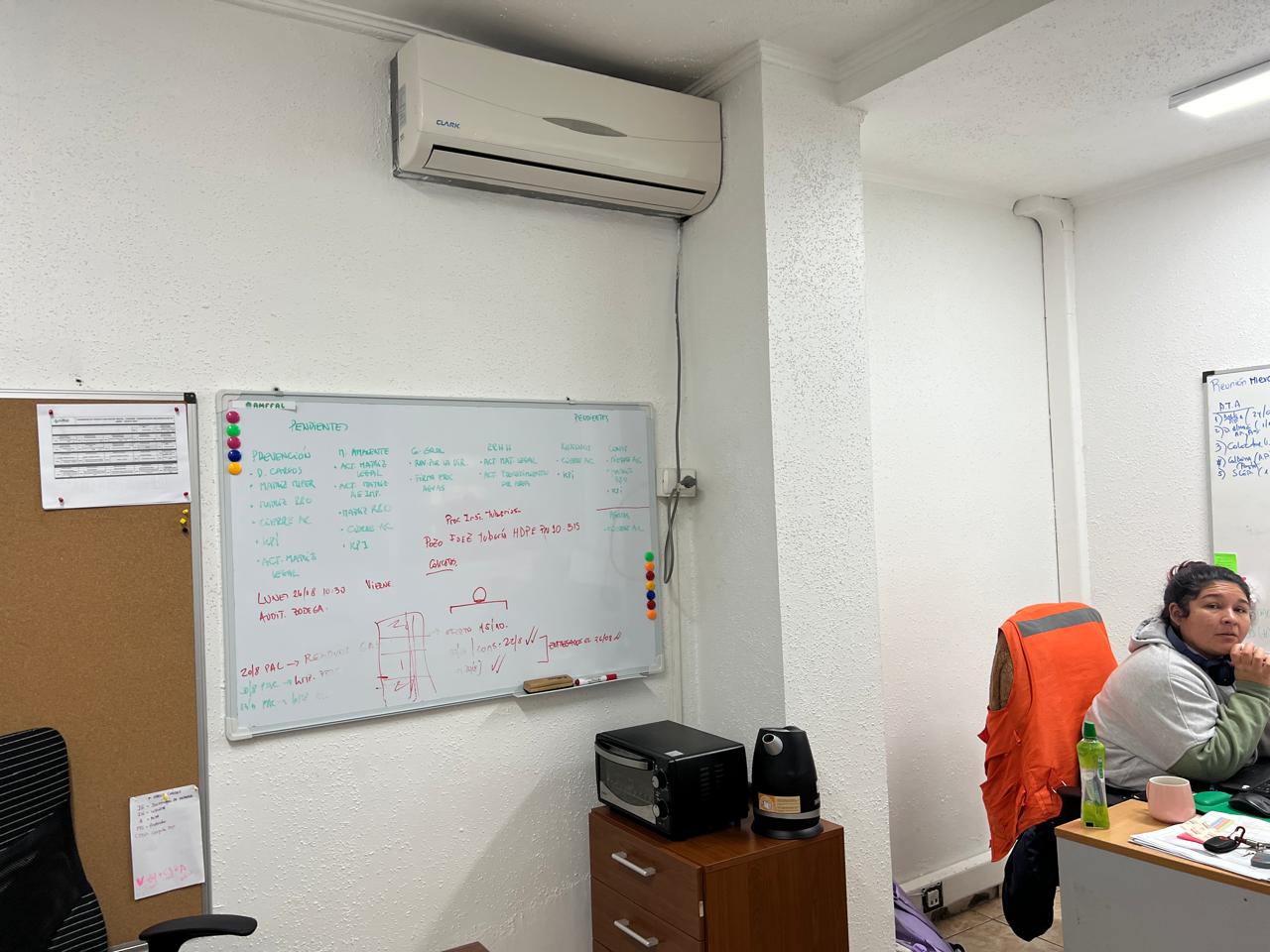 EXTRAORDINARIA PROPIEDAD COMERCIAL/INDUSTRIAL - COPIAPO.-