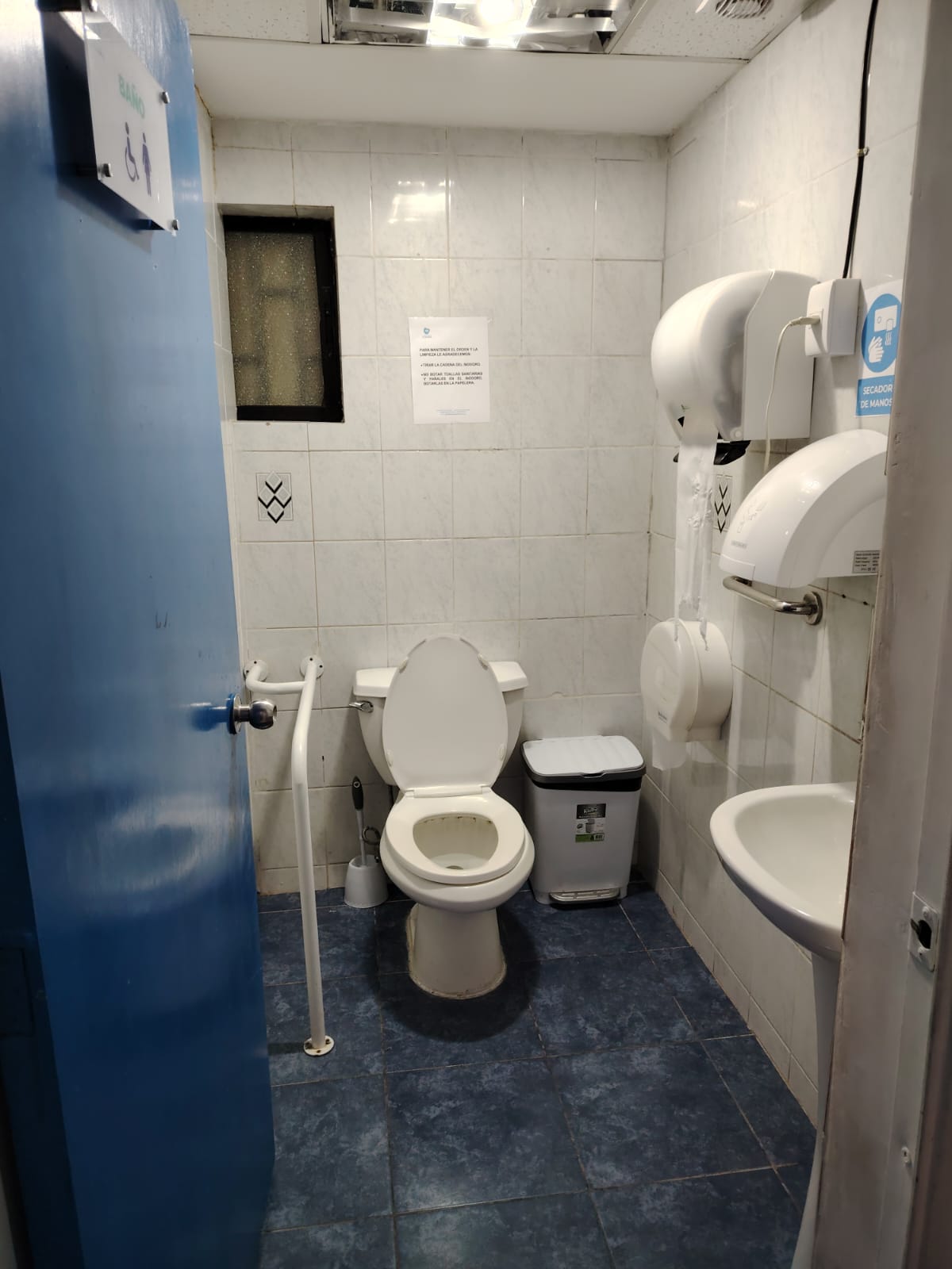 EDIFICIO CONSULTAS MEDICAS - CALLE VAN BUREN.-