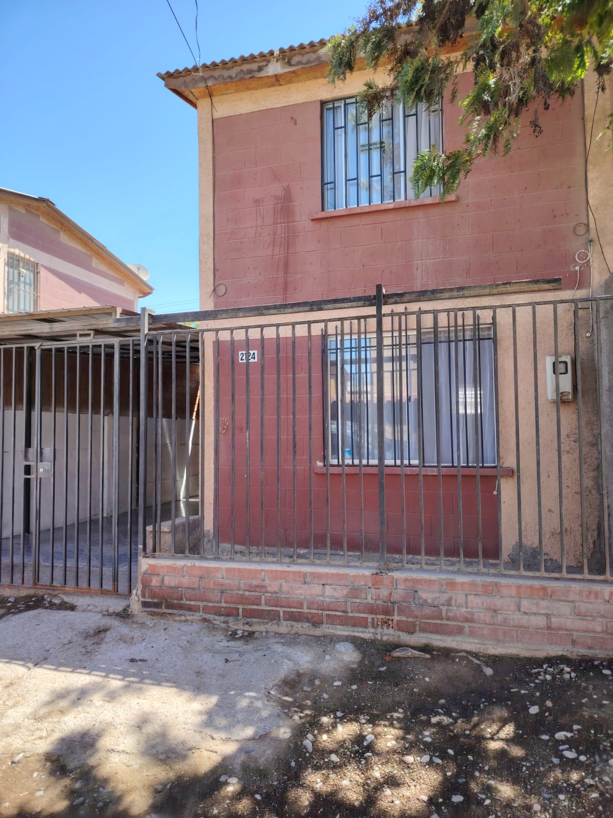 TOTALMENTE REFACCIONADA-CASA 2 PISOS EL PALOMAR