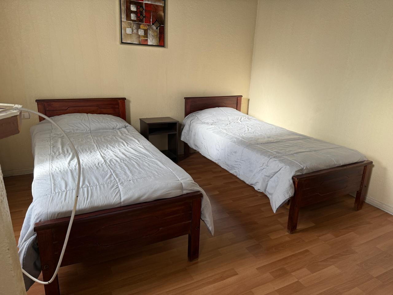 SOLO EMPRESAS - GRAN HOSTAL - AV. CIRCUNVALACION.-