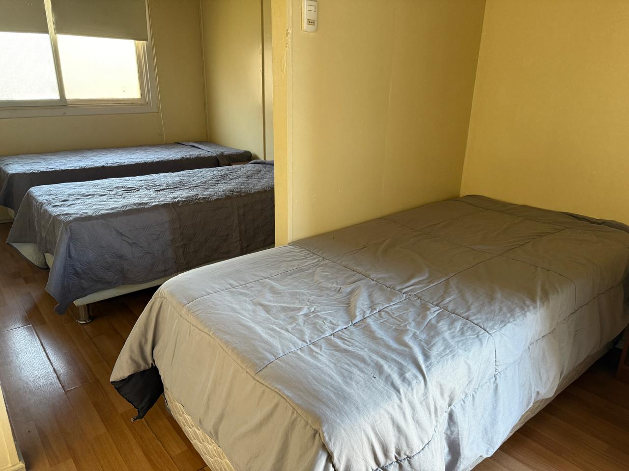 SOLO EMPRESAS - GRAN HOSTAL - AV. CIRCUNVALACION.-