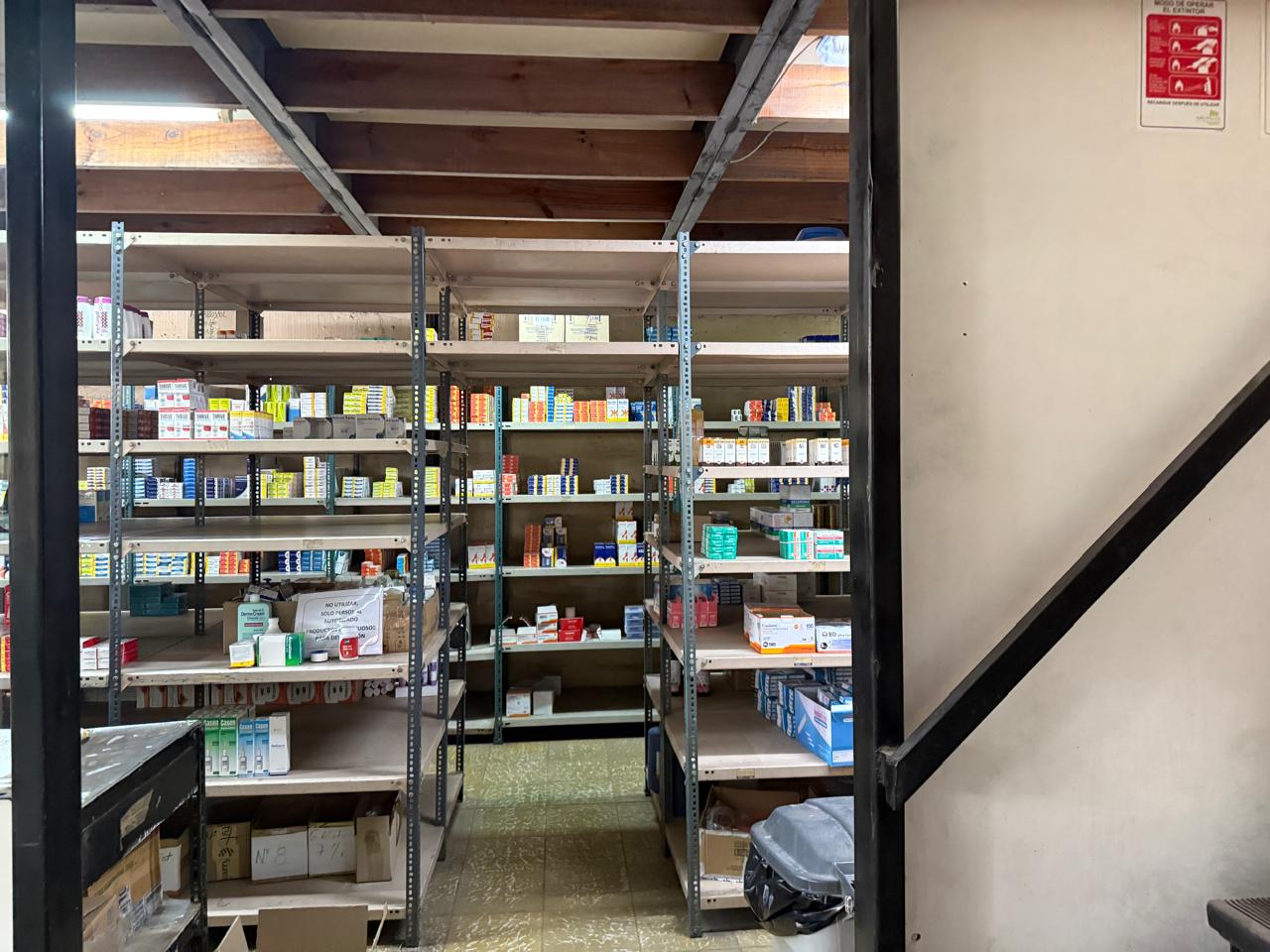 LOCAL COMERCIAL-PREFERENTEMENTE FARMACIA