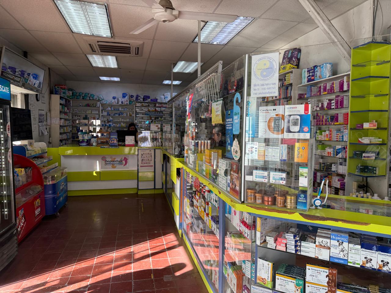 LOCAL COMERCIAL-PREFERENTEMENTE FARMACIA