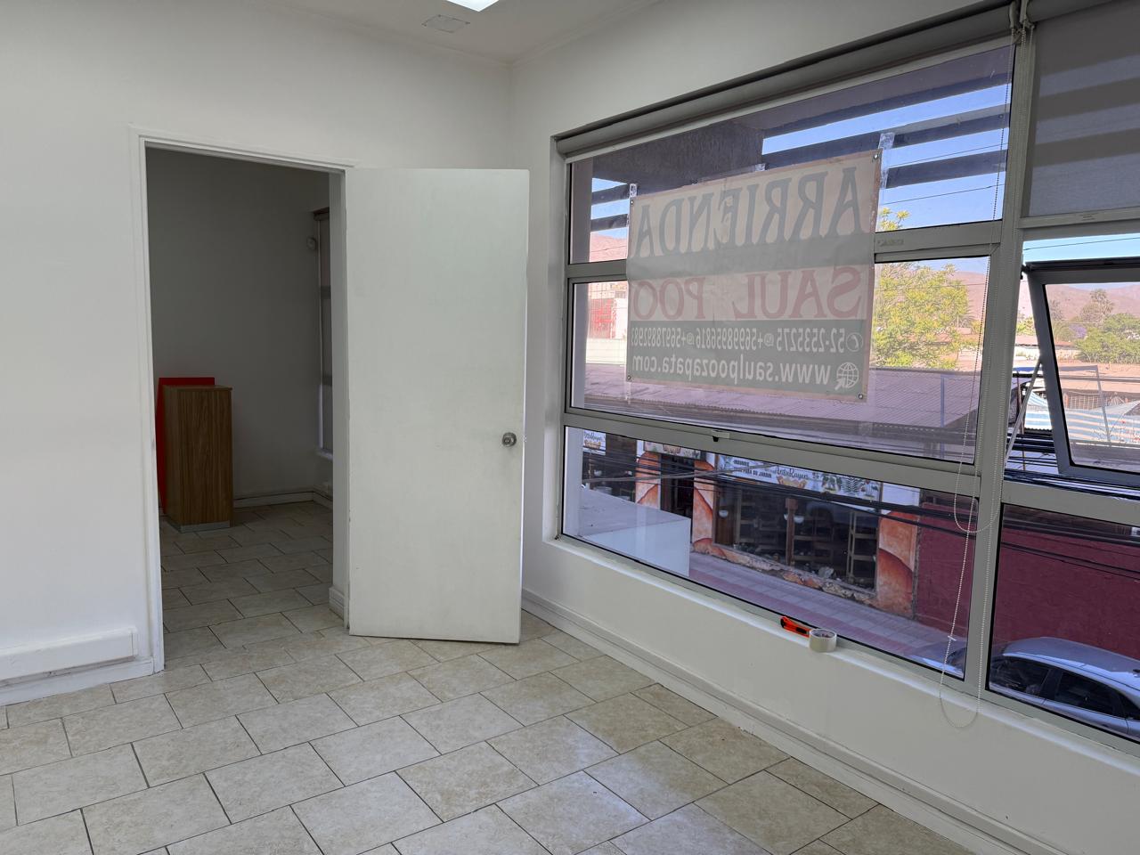 EDIFICIO DONA ISIDORA - OFICINA 2 PISO.-