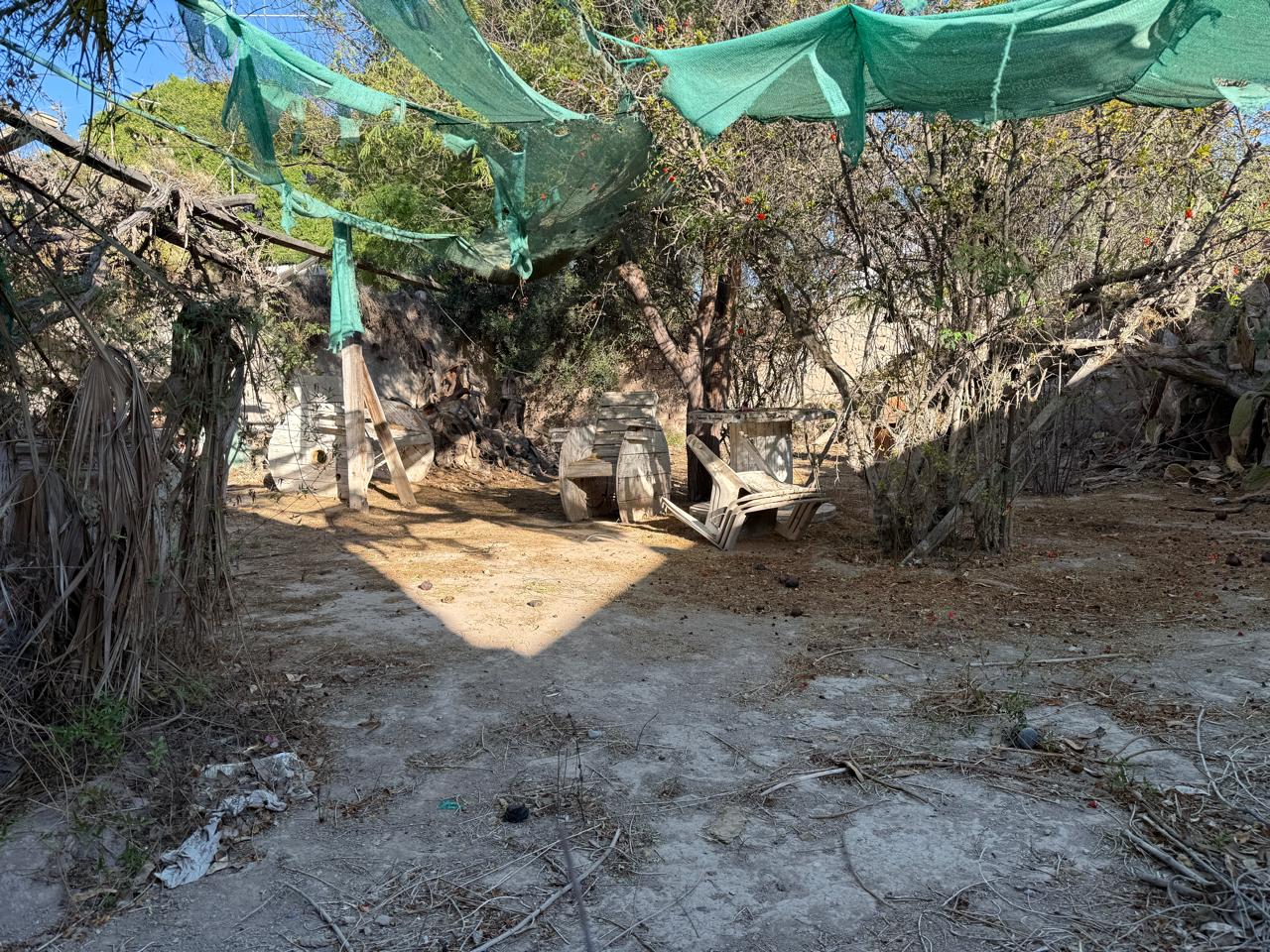 OFICINA MAS GALPONES - CALLE YERBAS BUENAS