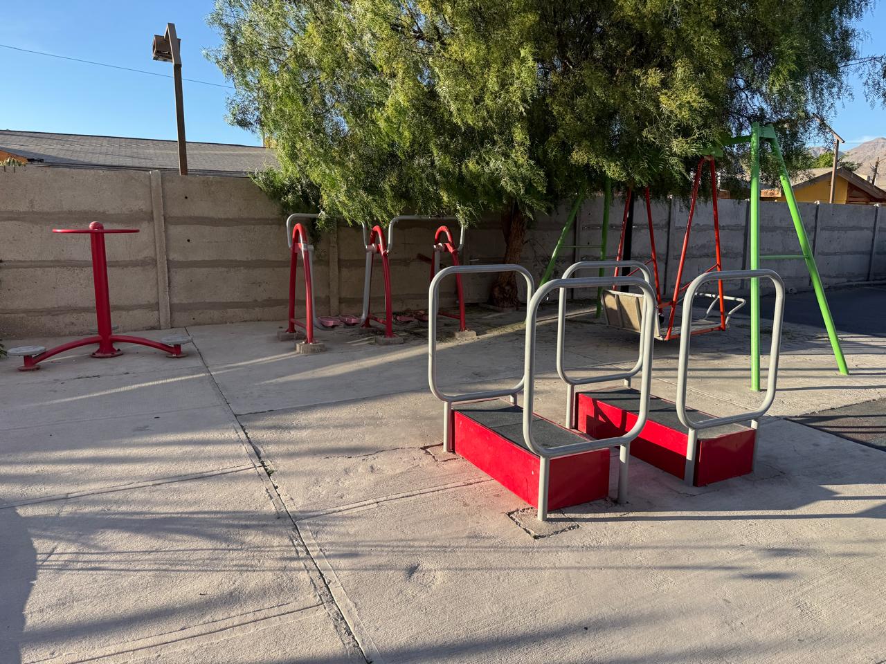 DEPTO._COND. _EL CONQUISTADOR - CALLE LEONIDAS PEREZ.-