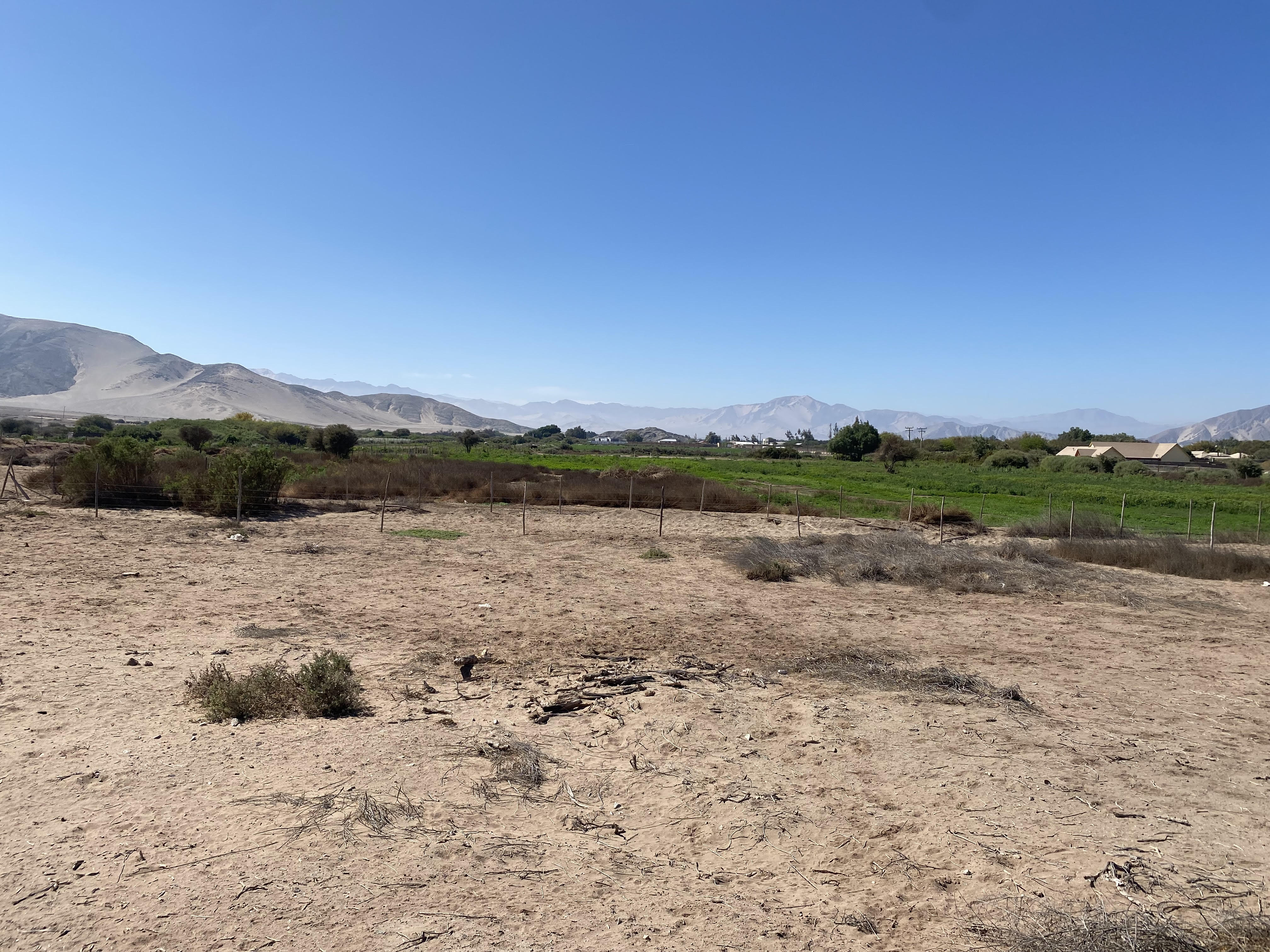 PARCELA CHAMONATE - FRENTE HOTEL WARA.-1/2 Ha.