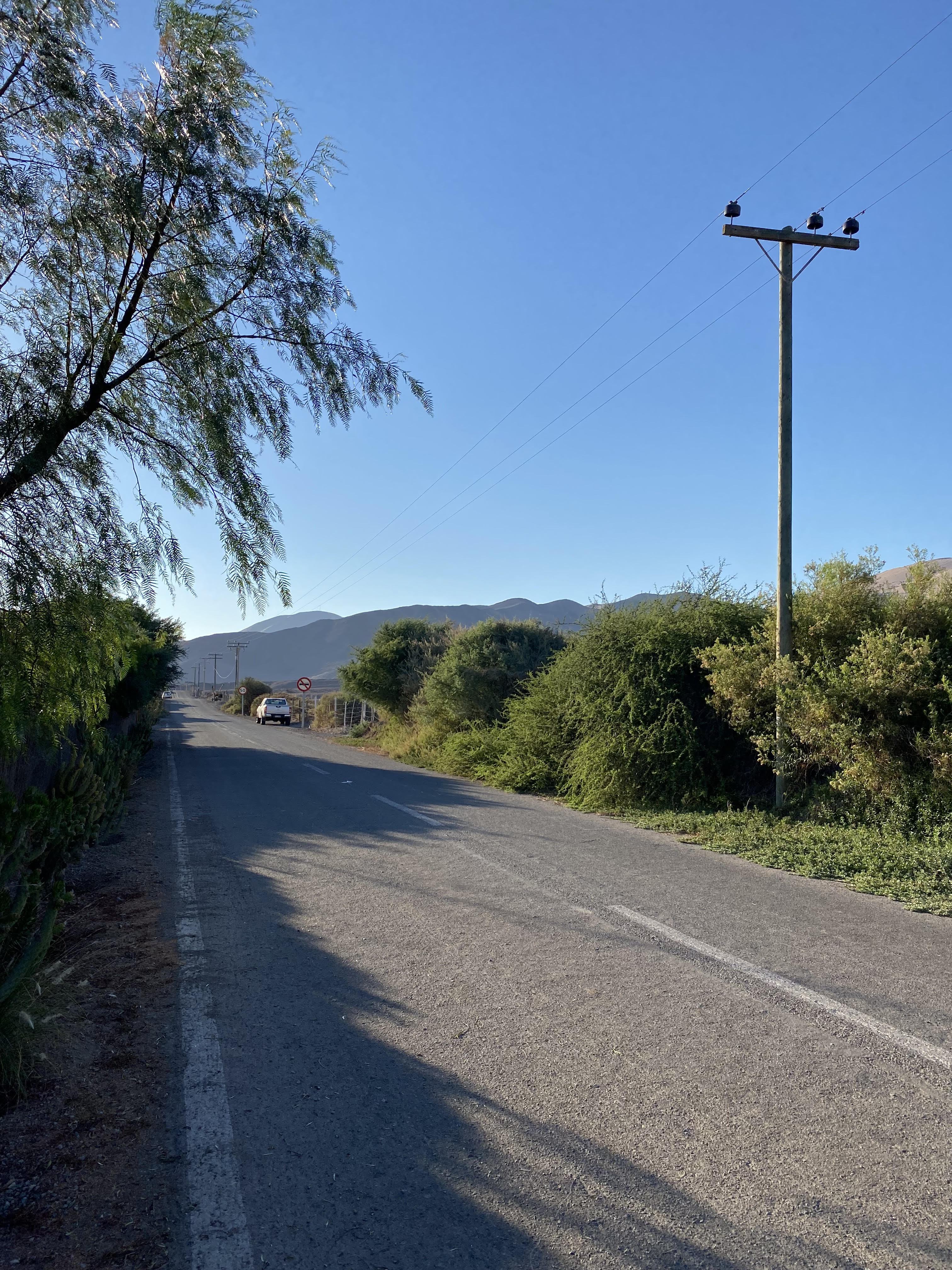 PARCELA CHAMONATE - FRENTE HOTEL WARA.-1/2 Ha.