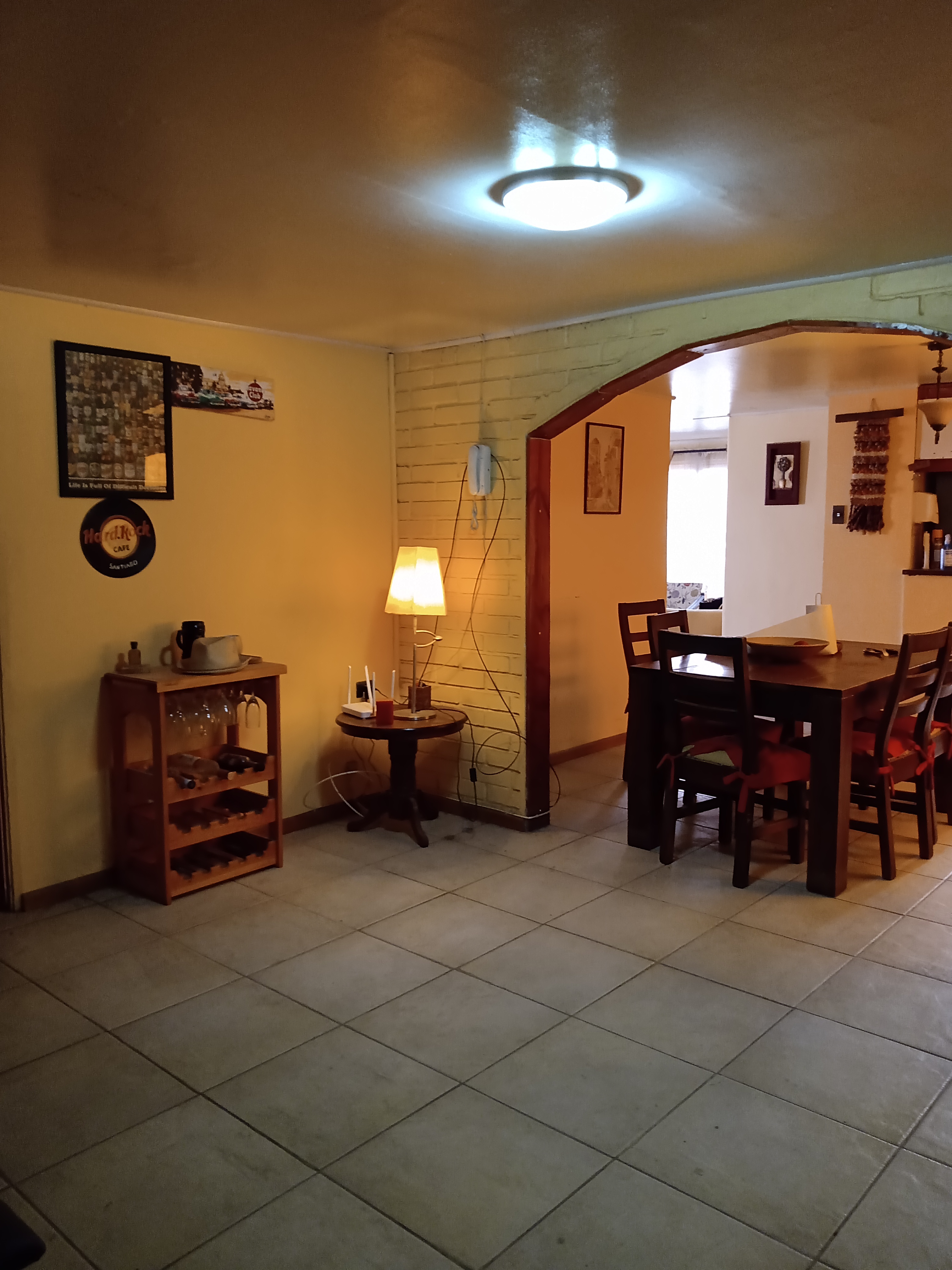 CASA AMOBLADA - VILLA ARBOLEDA -PRINCIPALMENTE EMPRESAS.-