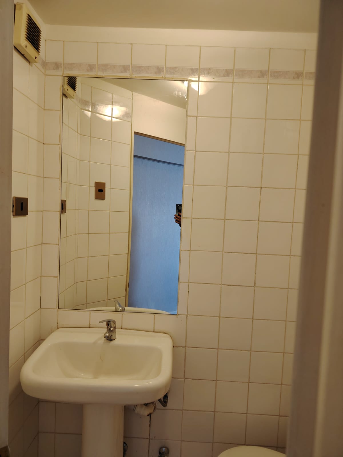 EDIFICIO PLAZA REAL - DEPARTAMENTO.-