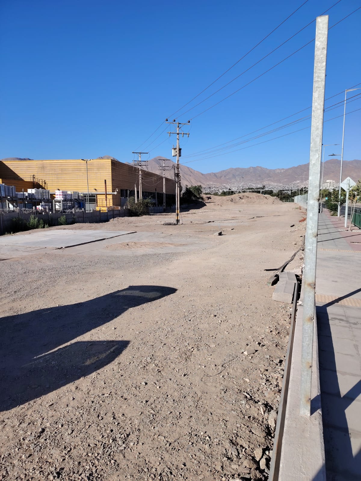 TERRENO CONTIGUO A SODIMAC POR AV.EL PALOMAR