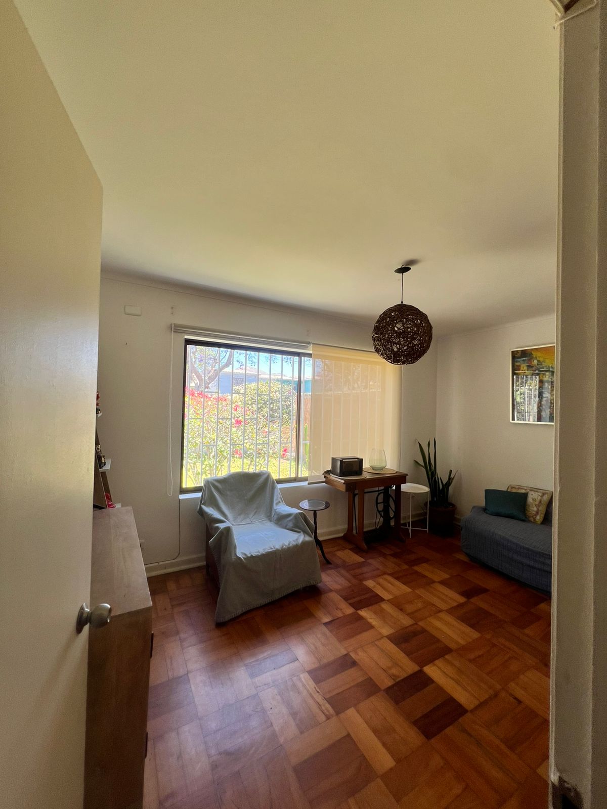 CASA REMODELADA AV.SAN ROMAN