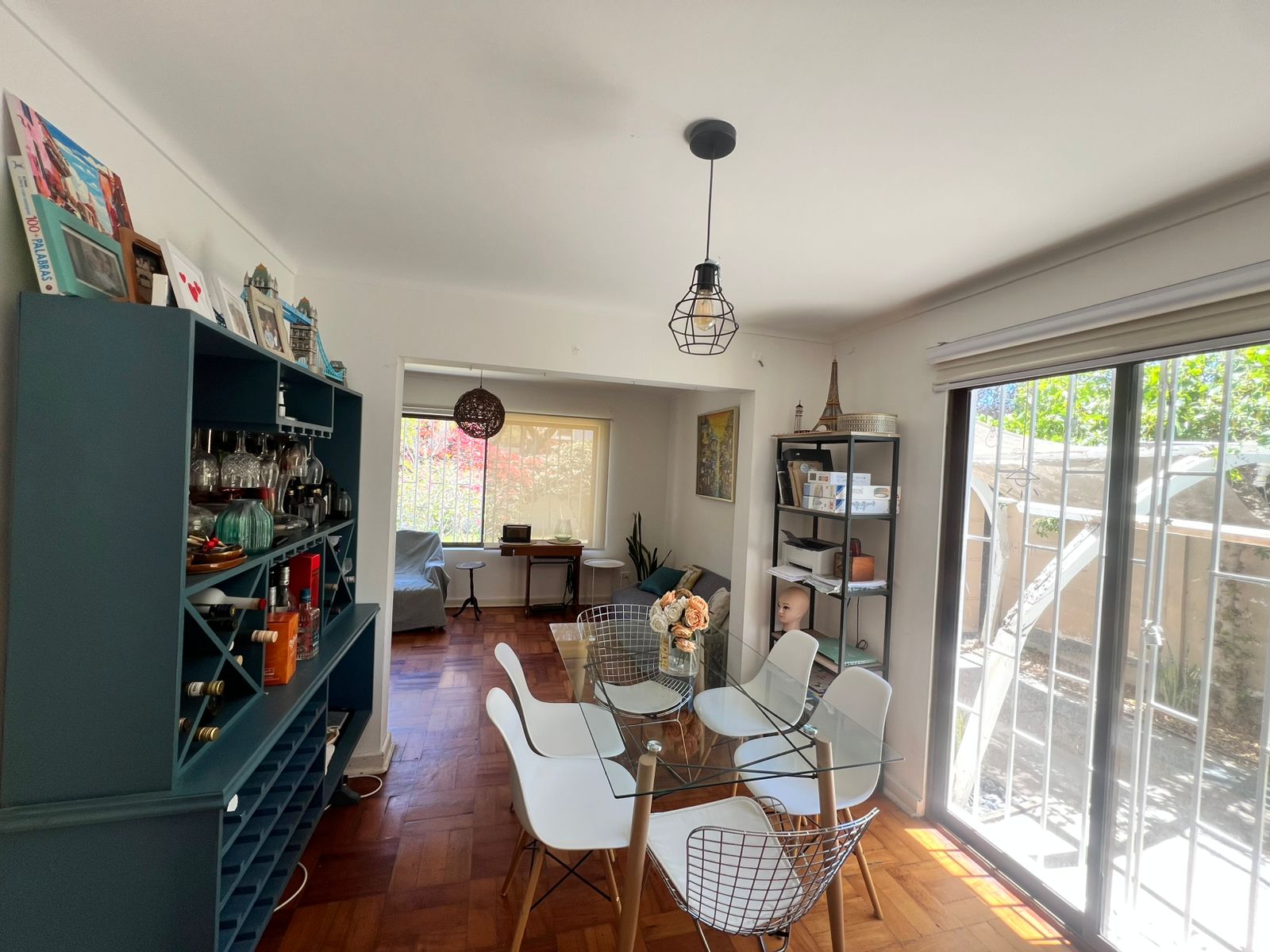 CASA REMODELADA AV.SAN ROMAN