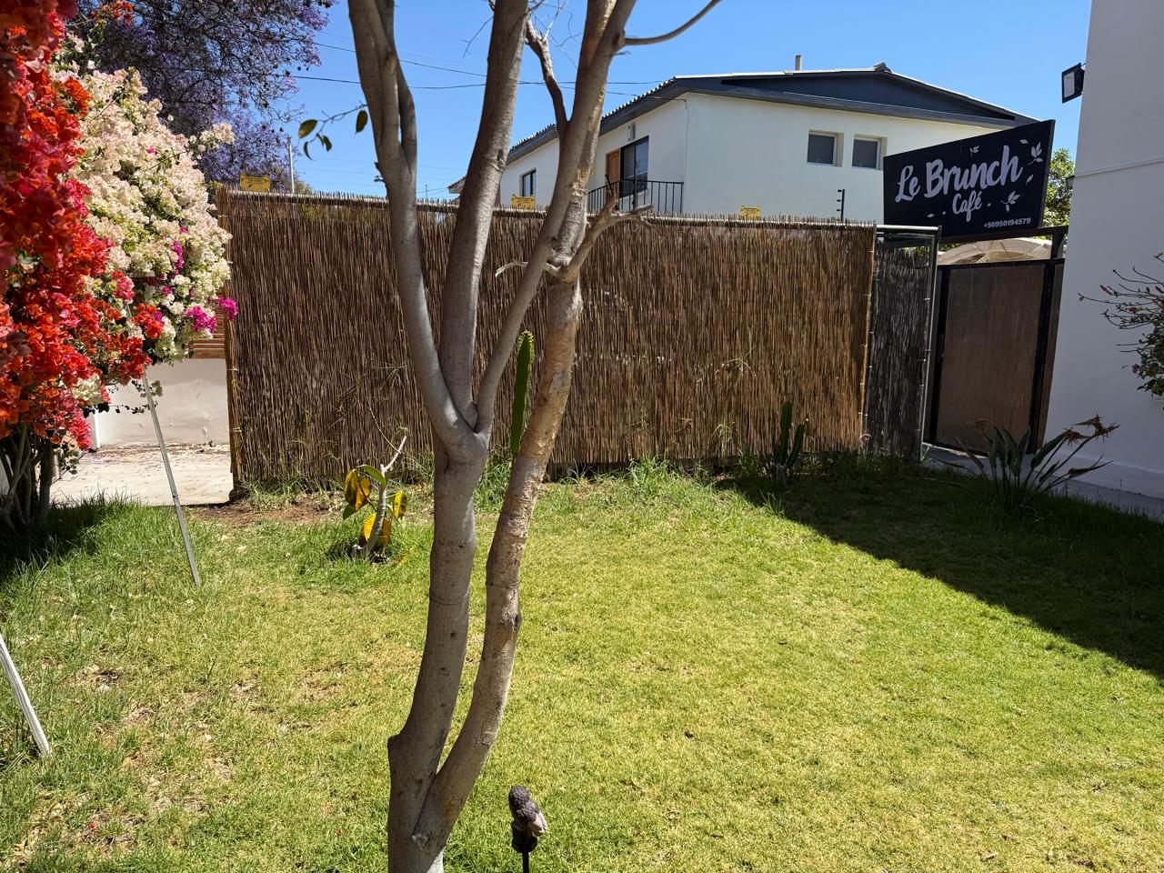 CASA REMODELADA AV.SAN ROMAN