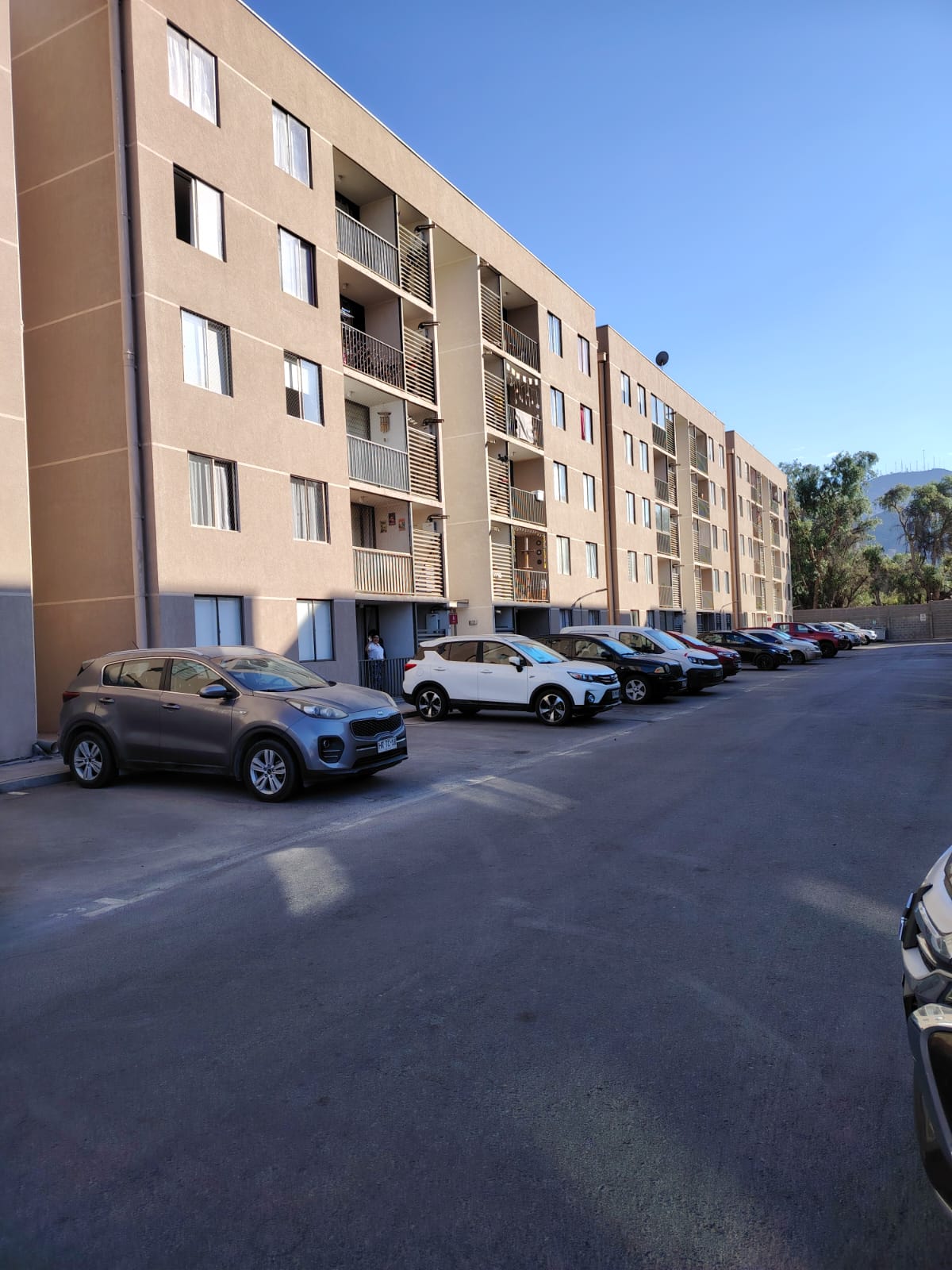 CONDOMINIO NUEVO SOL.-  (FRENTE COLEGIO SAN AGUSTIN)