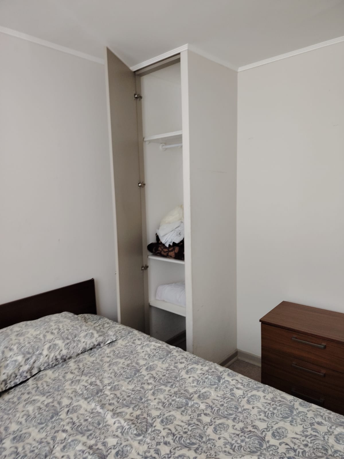 LINDO DEPTO. AMOBLADO PRIMER PISO_COND. NUEVO SOL