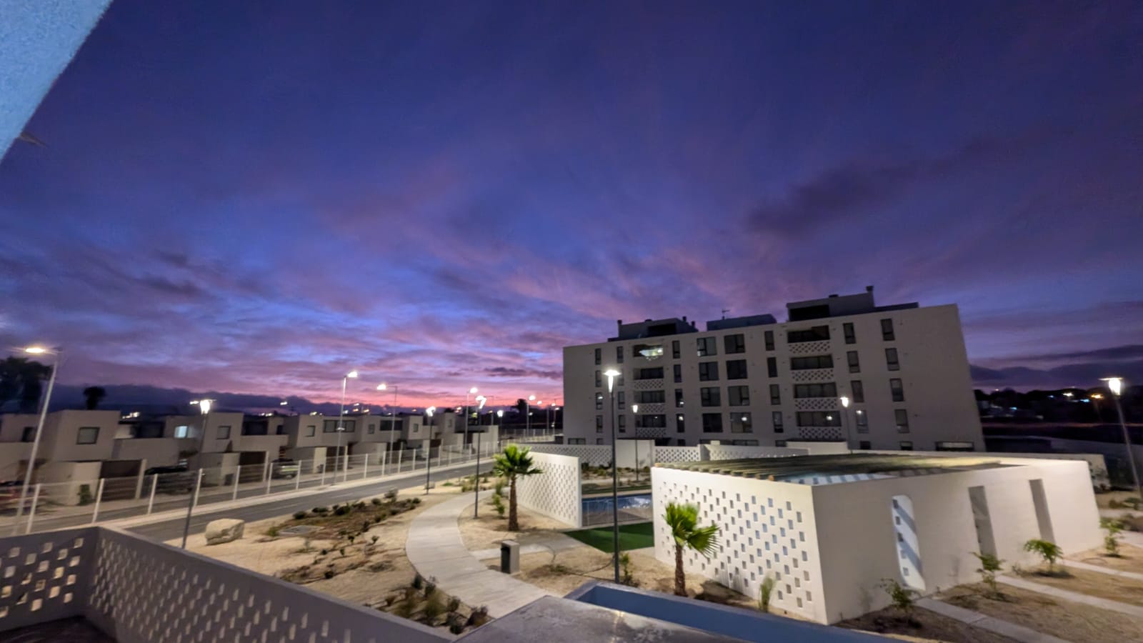 HERMOSO DEPTO.EN CONDOMINIO EXCLUSIVO-BAHIA INGLESA