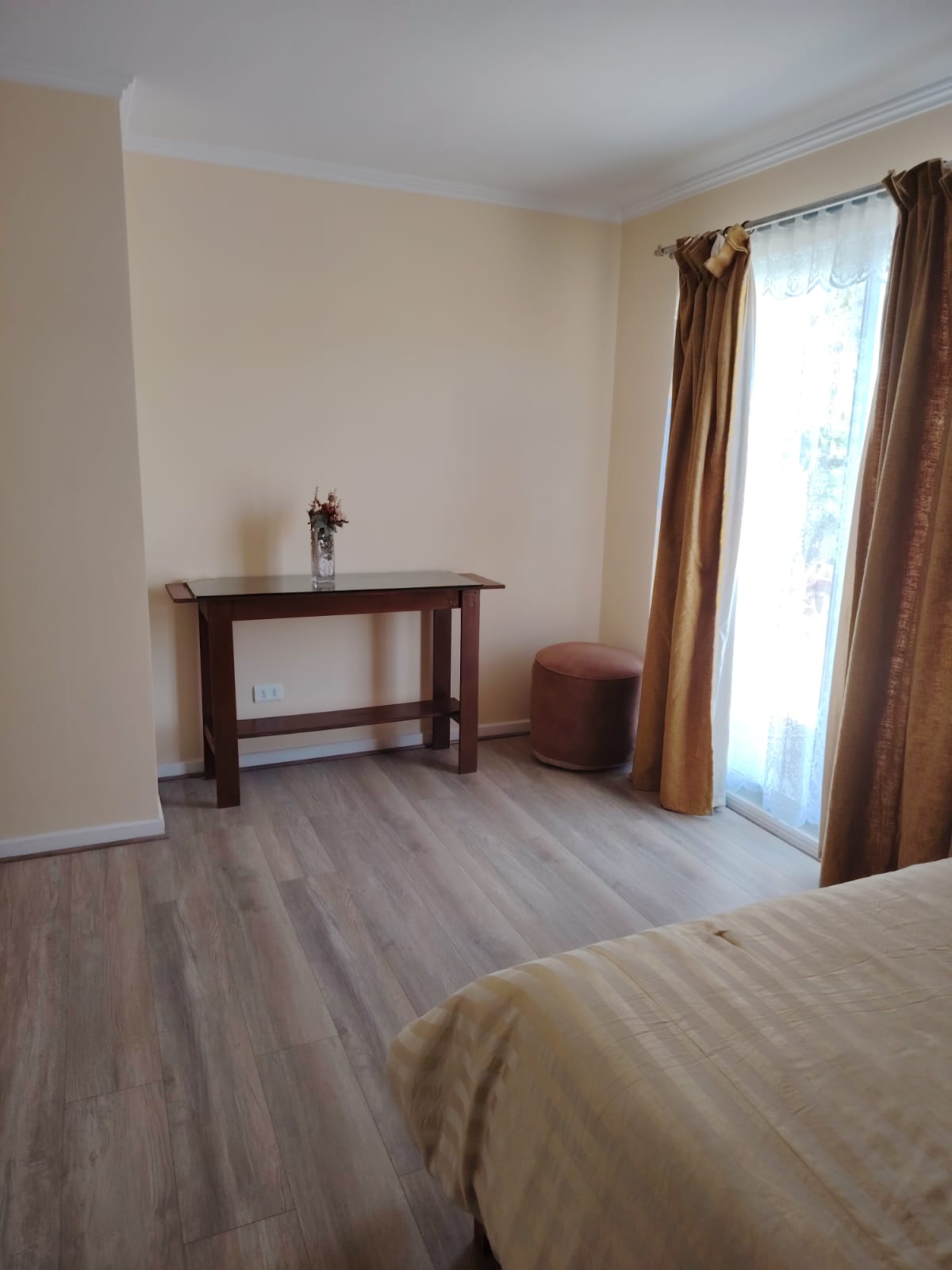 CASA FULL AMOBLADA-Año Corrido - SOLO EMPRESAS.-