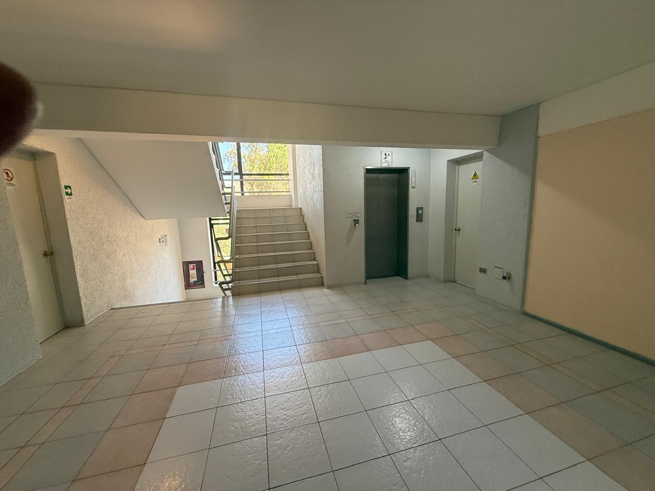 OFICINA SEMI AMOBLADA_EDIFICIO VALLE DE COPIAPO_314