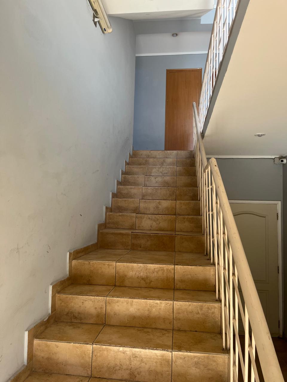 VENTA DEPTO. AMOBLADO UN AMBIENTE-PLENO CENTRO