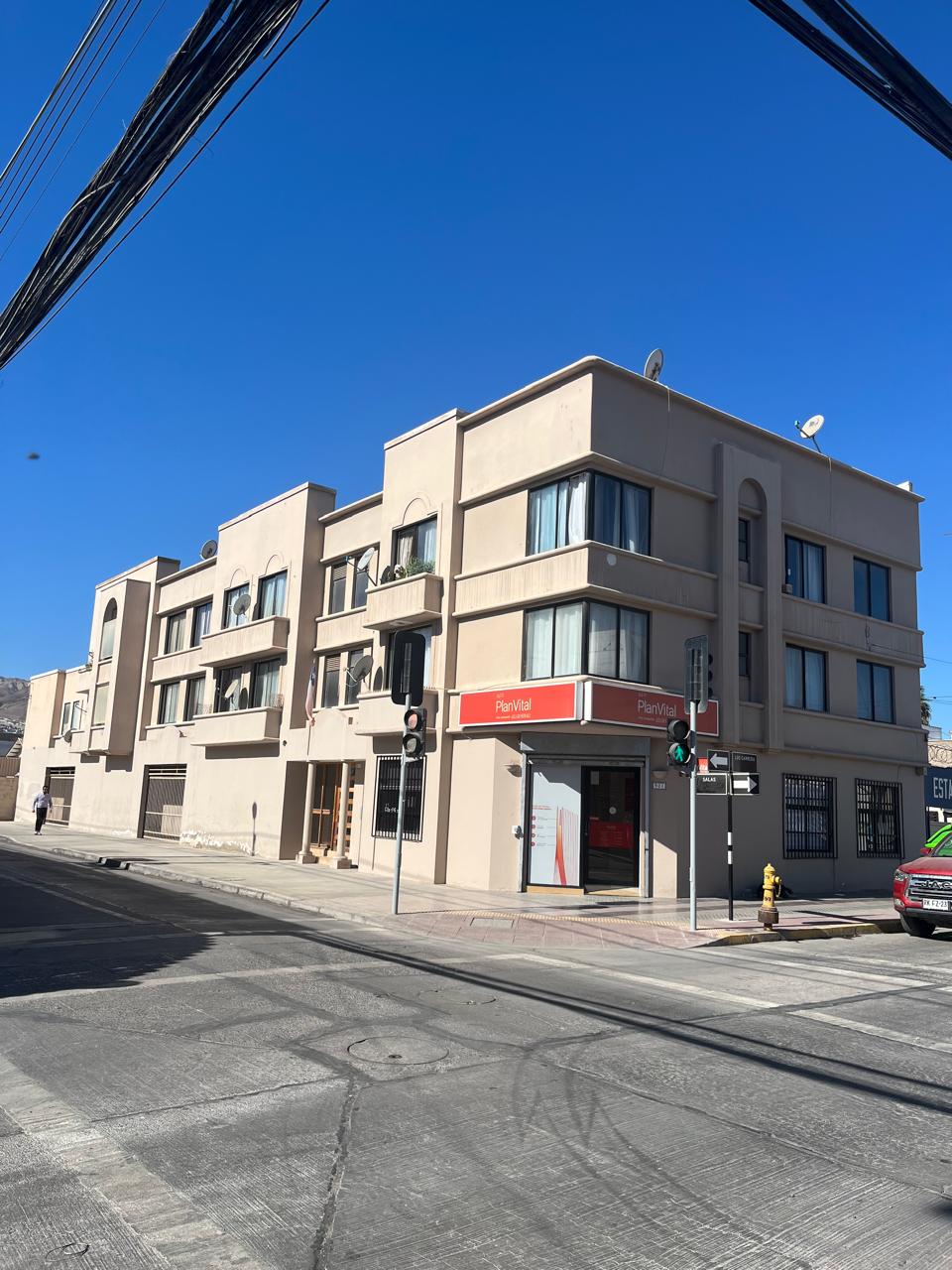 VENTA DEPTO. AMOBLADO UN AMBIENTE-PLENO CENTRO