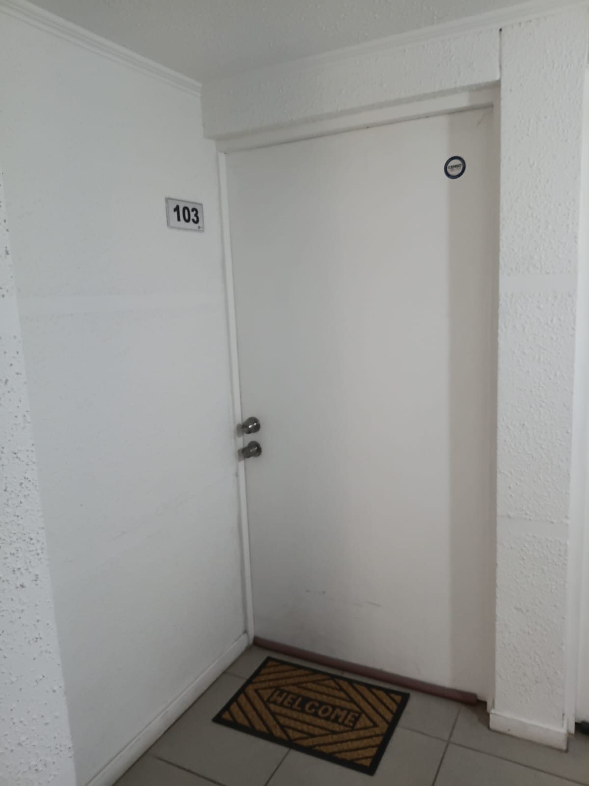 ARRIENDO COMODO DEPTO. FULL AMOBLADO EDIF. DOÑA JAVIERA