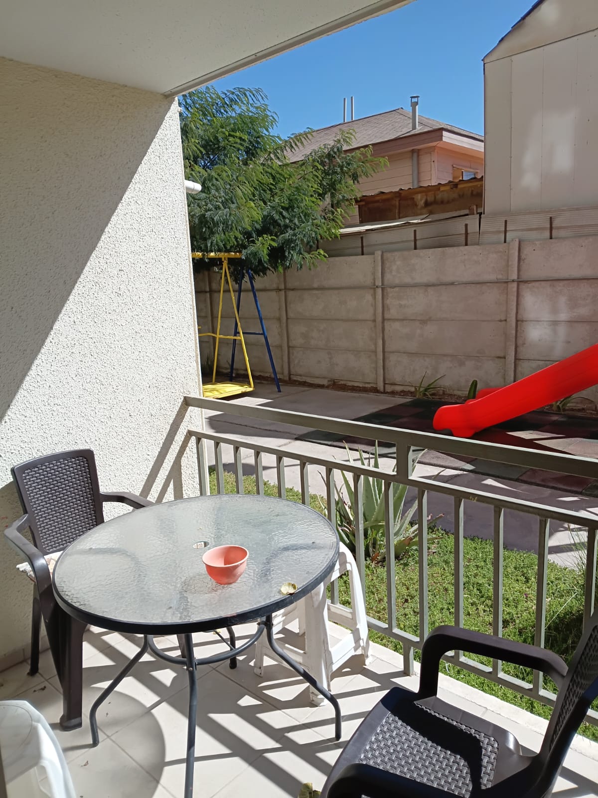 ARRIENDO COMODO DEPTO. FULL AMOBLADO EDIF. DOÑA JAVIERA