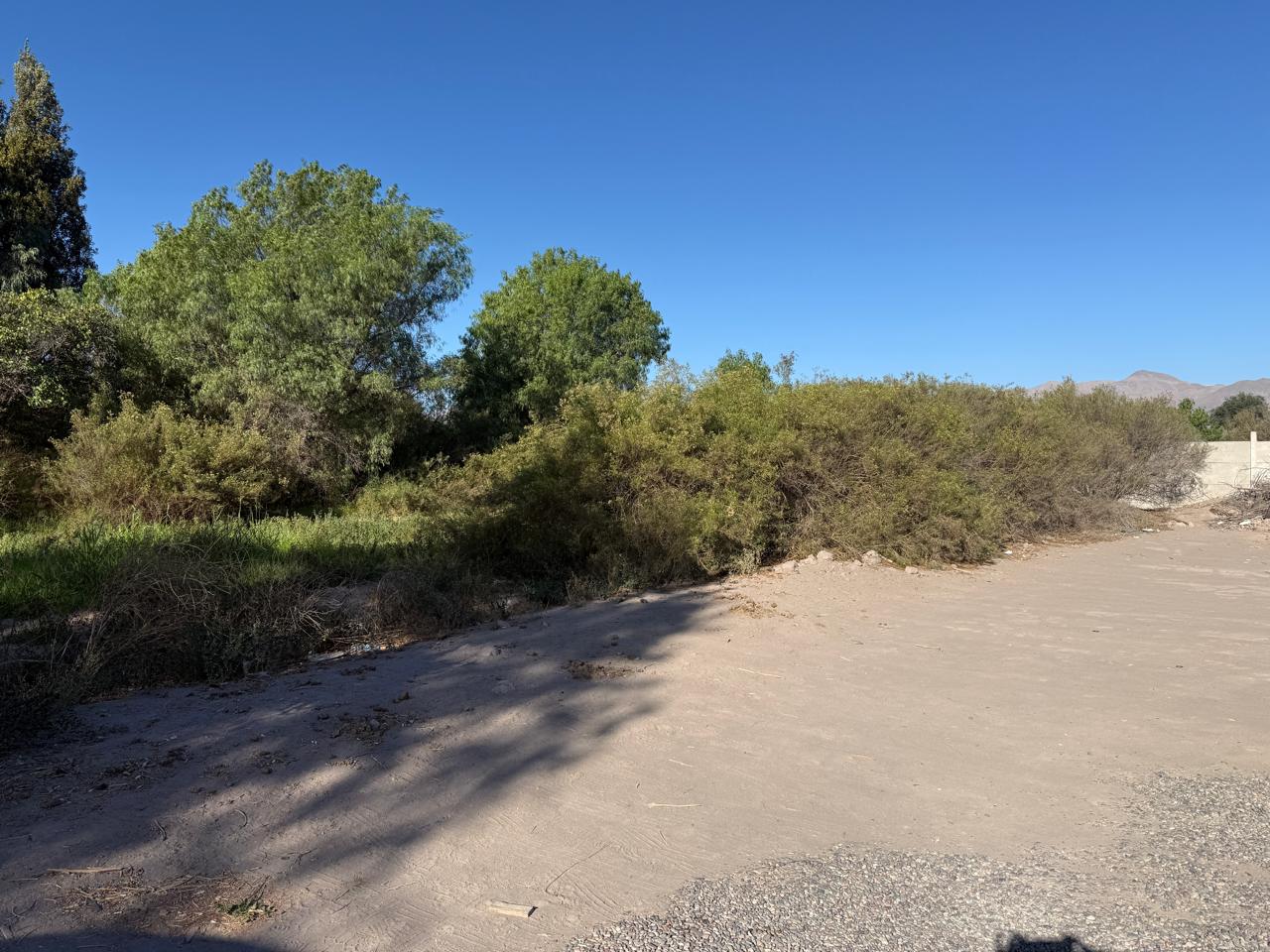 GRAN Y ESPECTACULAR TERRENO AV. COPAYAPU/RAFAEL ZORRAINDO.-