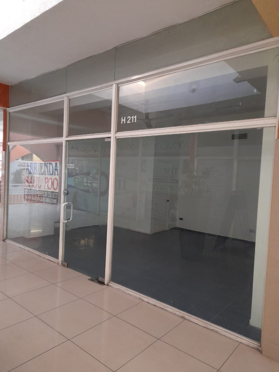 LOCAL COMERCIAL_ MALL PLAZA REAL_ H-211