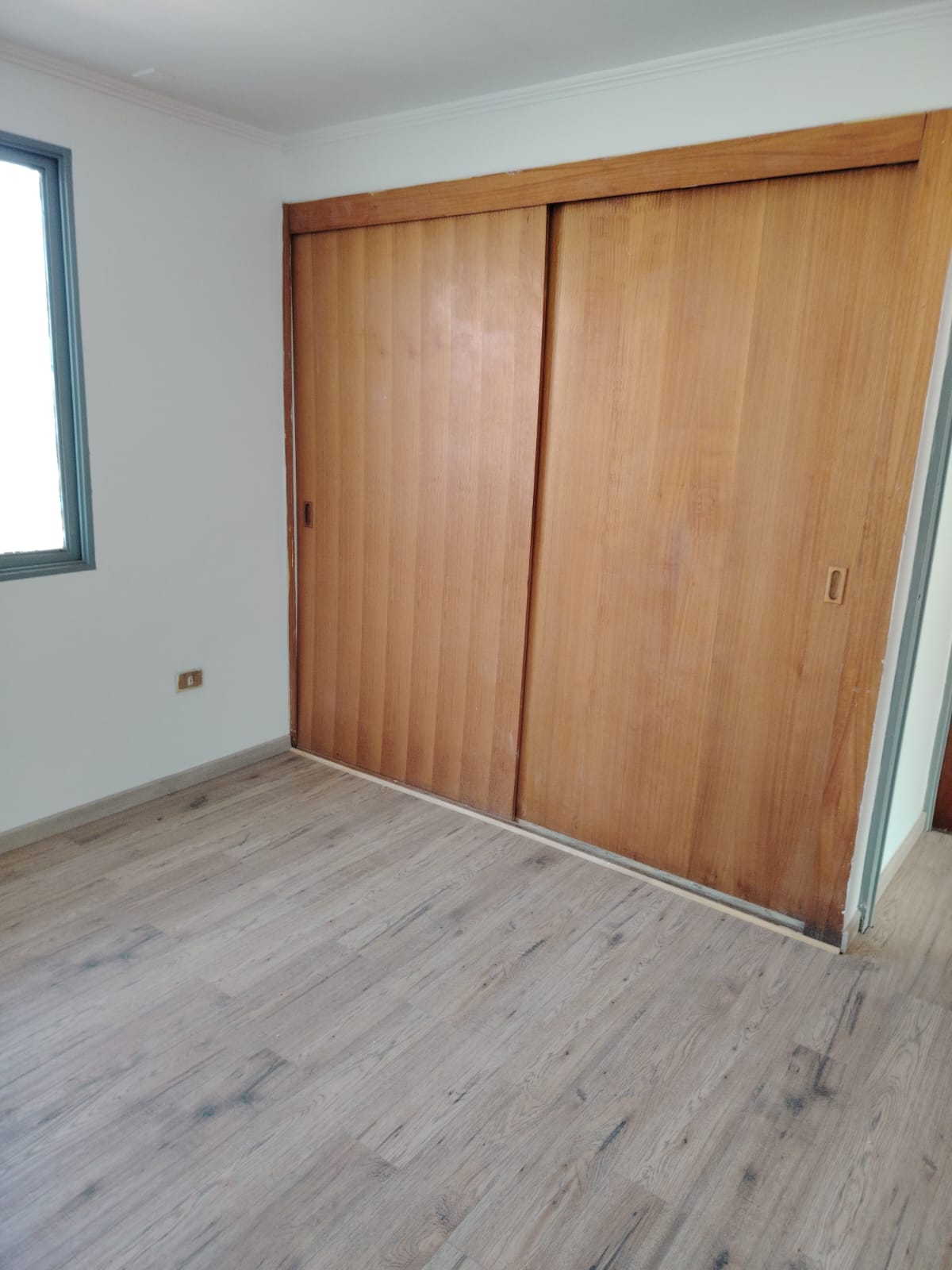 CASA AV. CIRCUNVALACION_PRINCIPALMENTE EMPRESAS