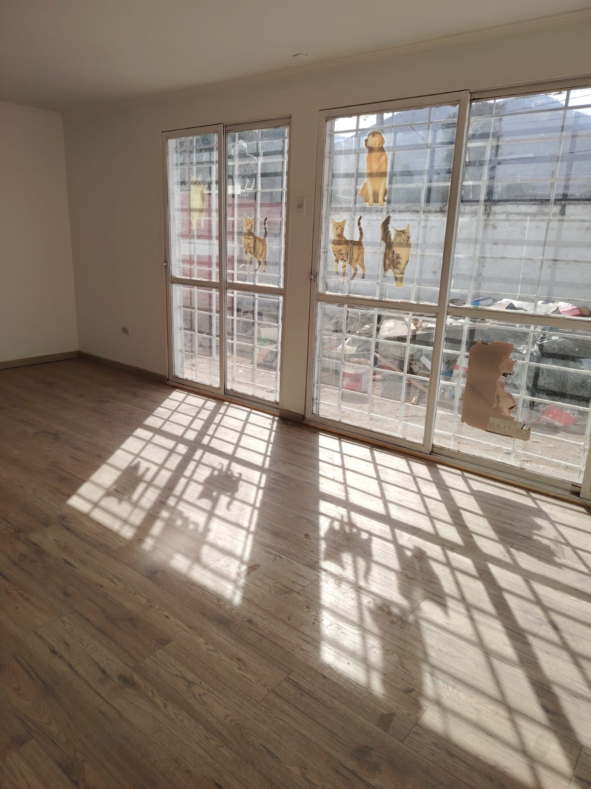 CASA AV. CIRCUNVALACION_PRINCIPALMENTE EMPRESAS