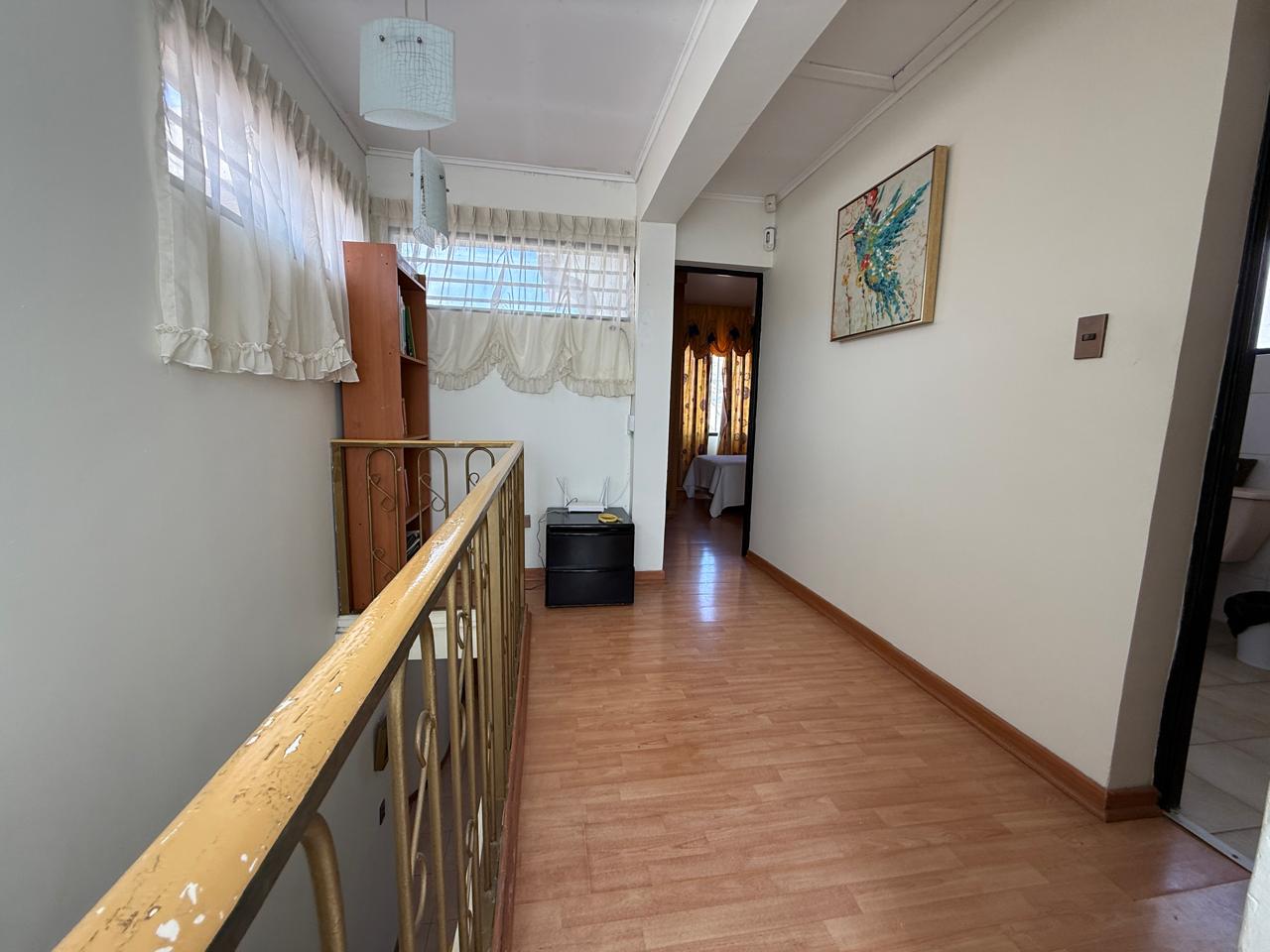 CASA 2 PISOS FULL AMOBLADA CALLE VAN BUREN