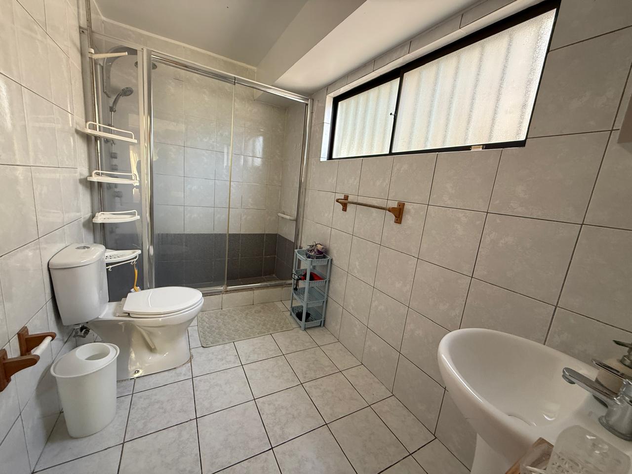 CASA 2 PISOS FULL AMOBLADA CALLE VAN BUREN
